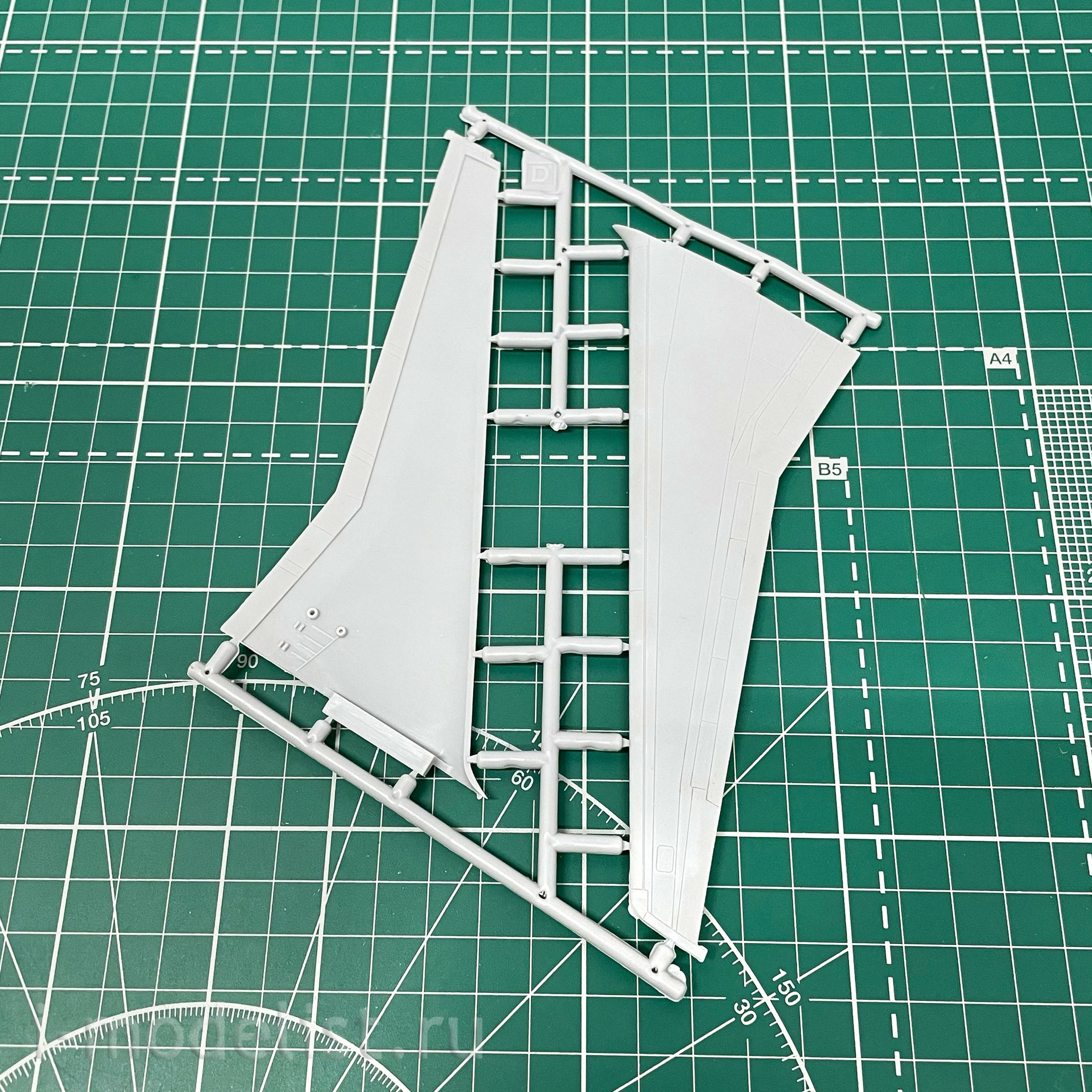 144150-4 Orient Express 1/144 Airliner A310-300 S7