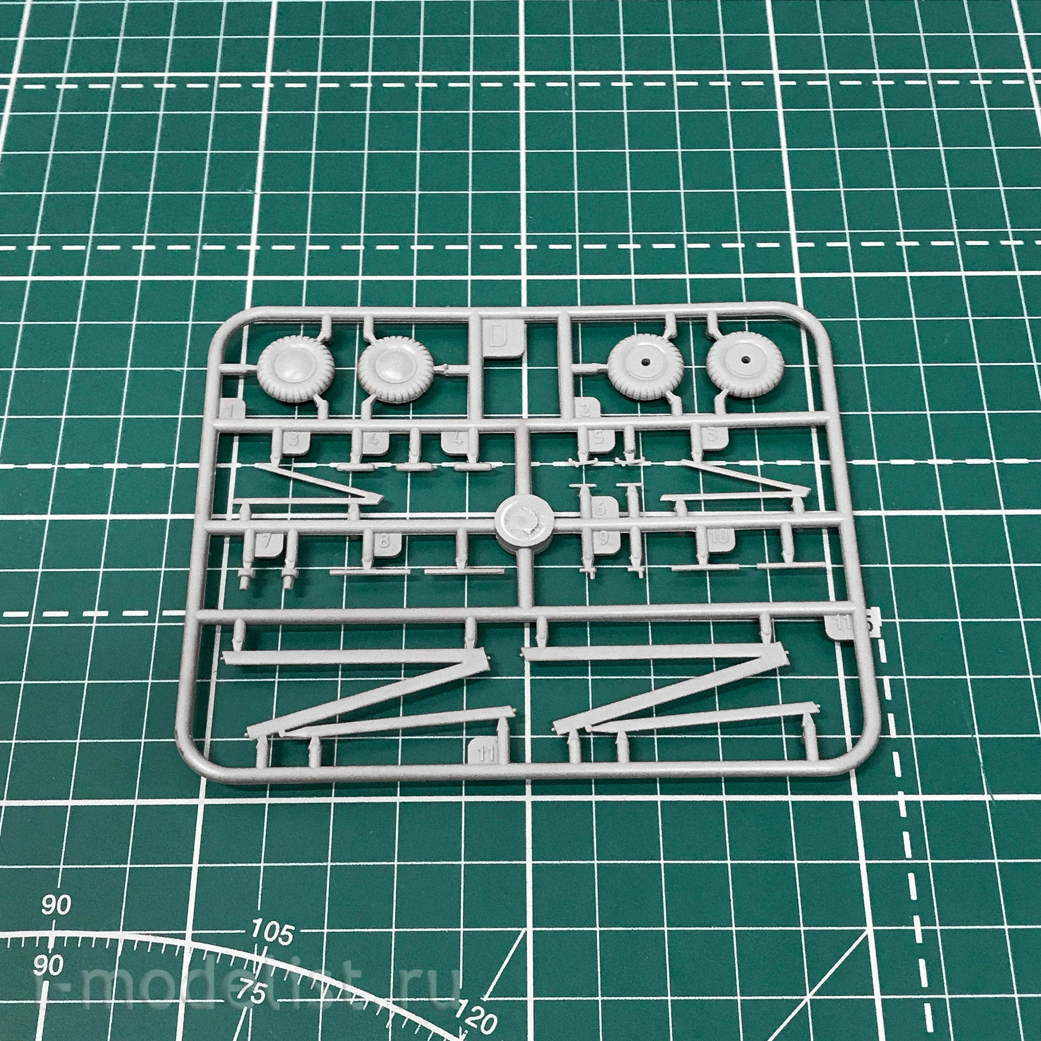 454 Roden 1/48 Arado Ar 68F-1 Aircraft