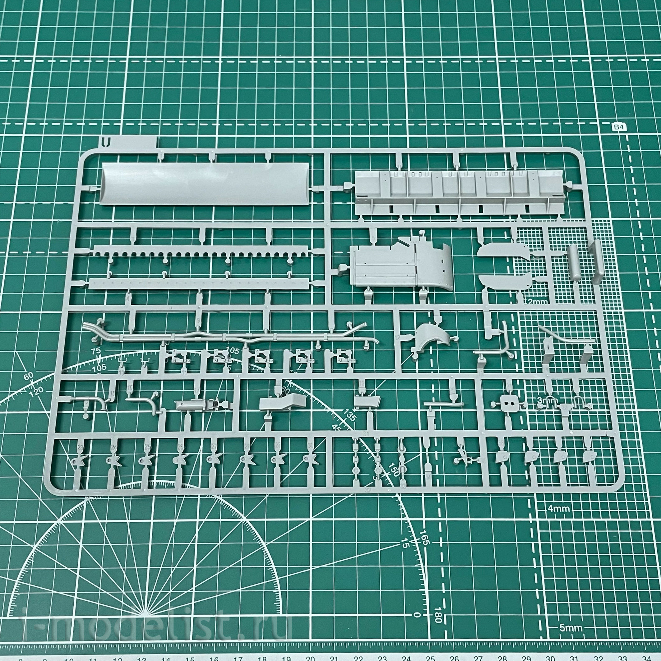 2142 Takom 1/35 Tank M60A1 w/ERA & M9 Bulldozer