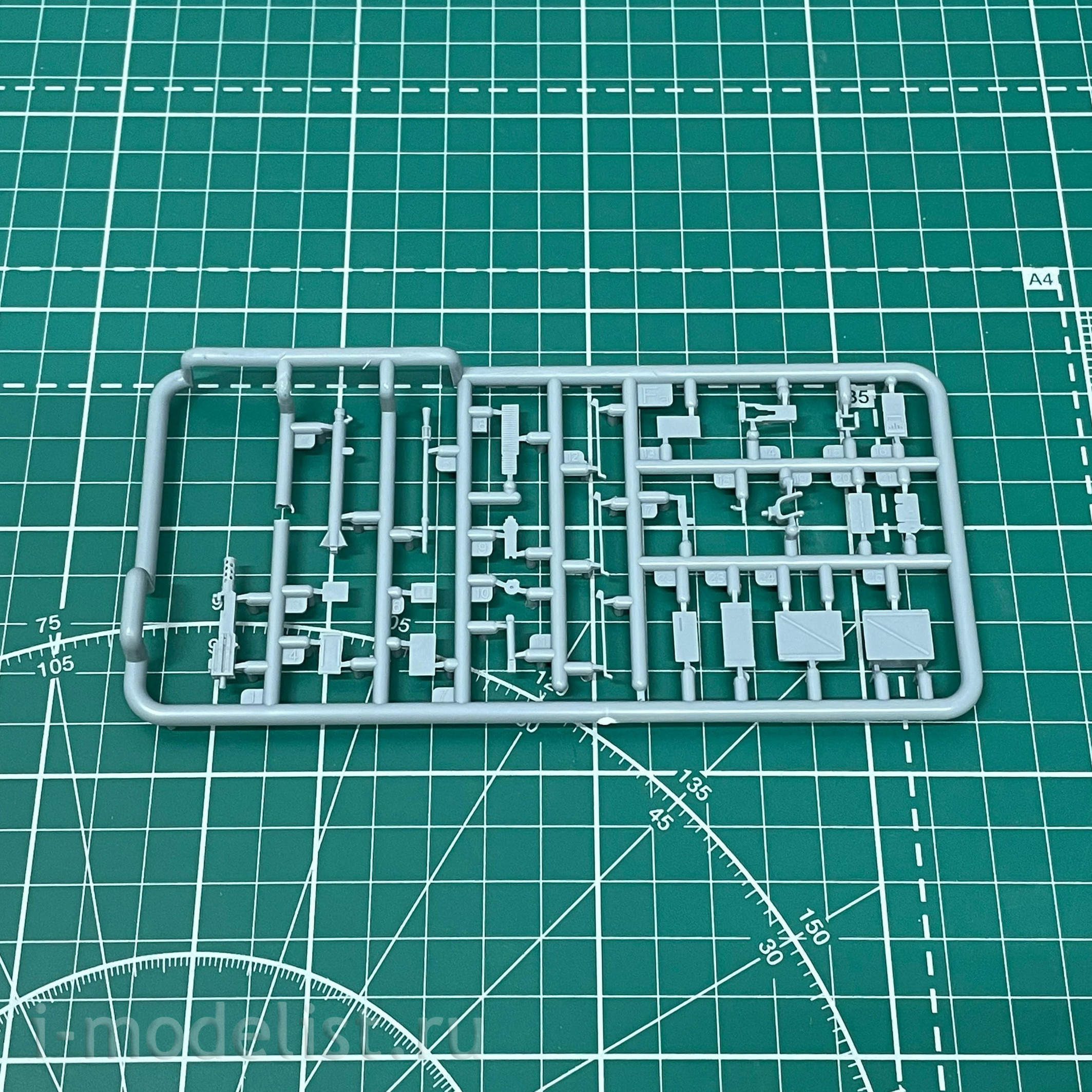 35GM0038 Gecko Models 1/35 Amphibious Larc-V