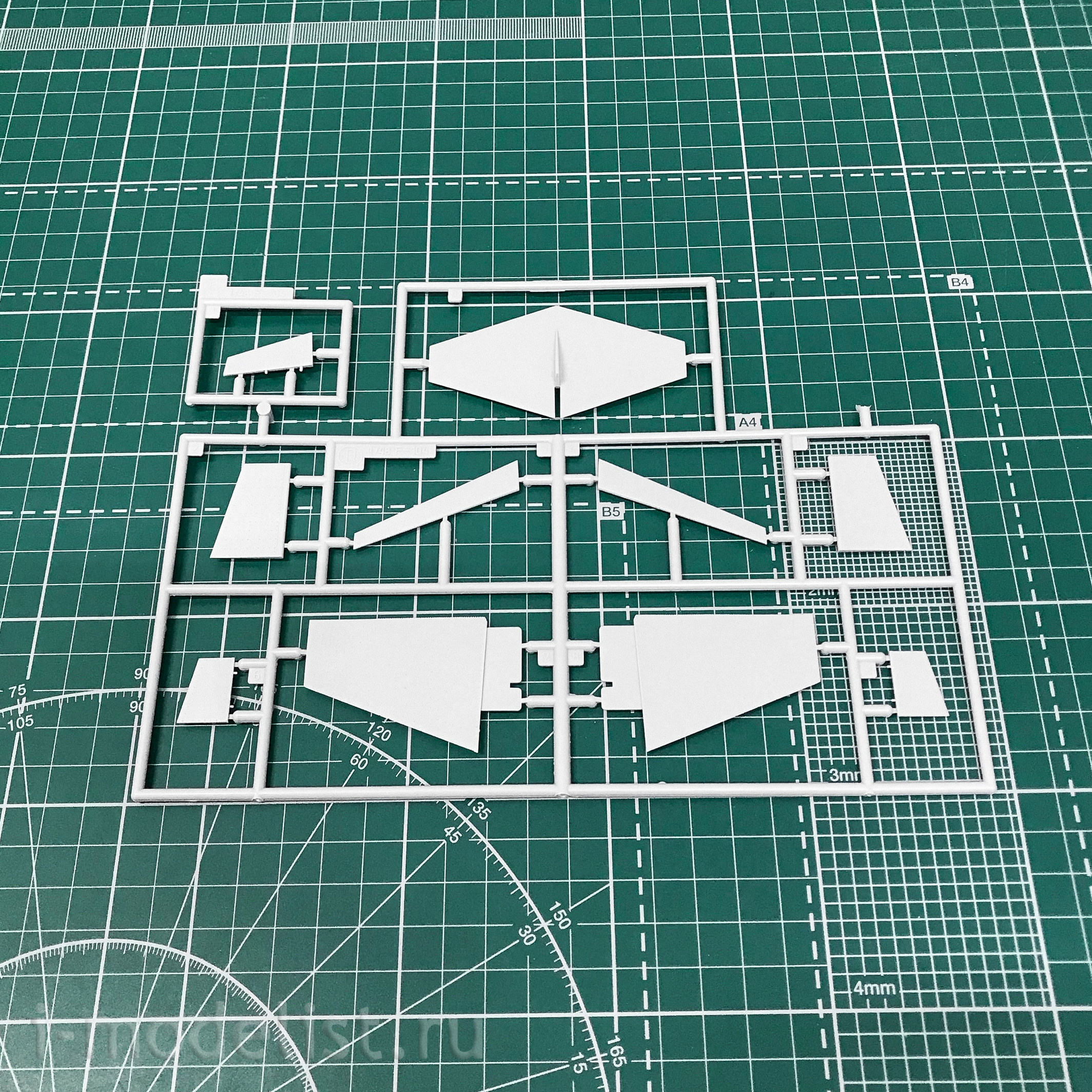 11130 Eduard 1/48 Eikó American jet fighter 