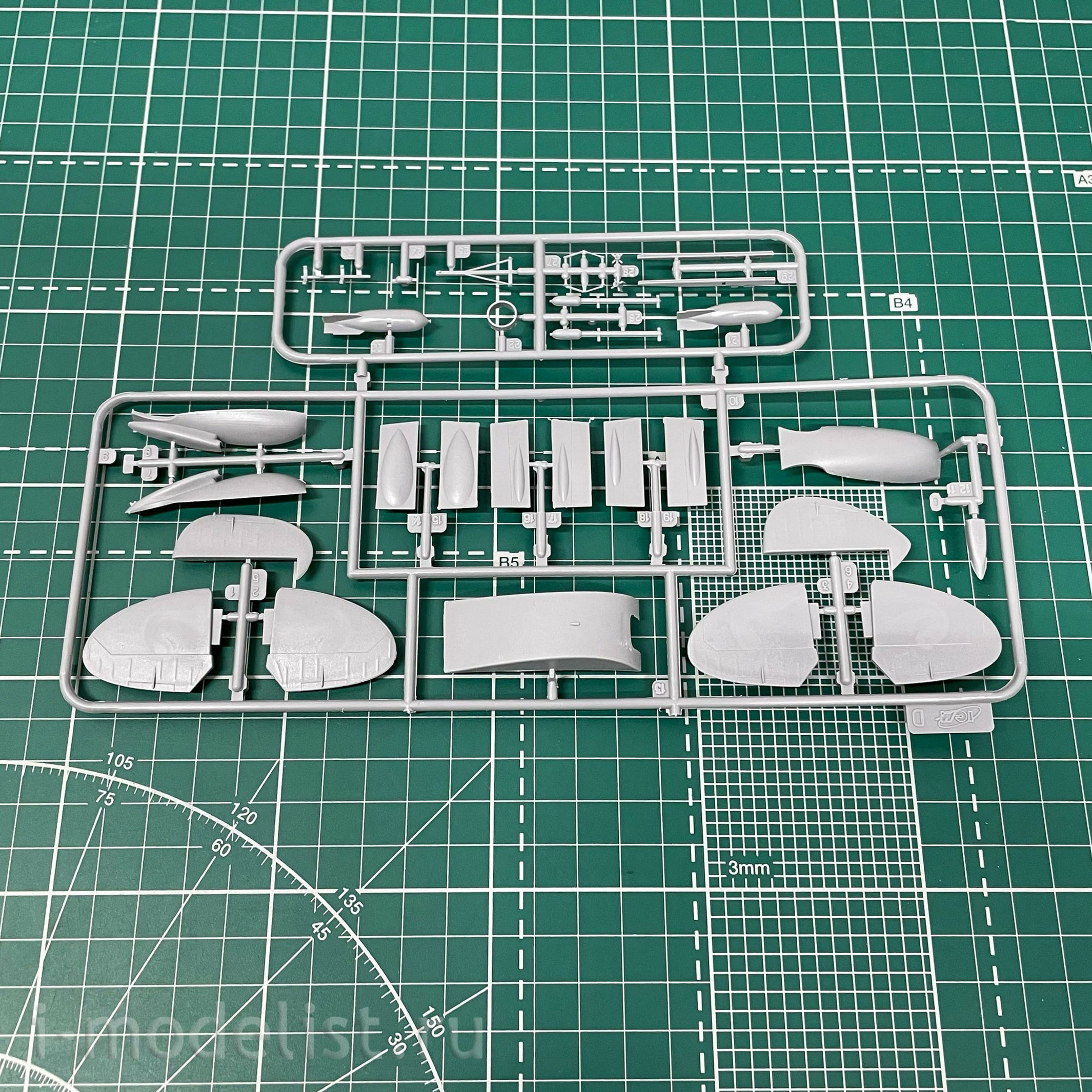 DS4802 ICM 1/48 RAF Airfield II MV