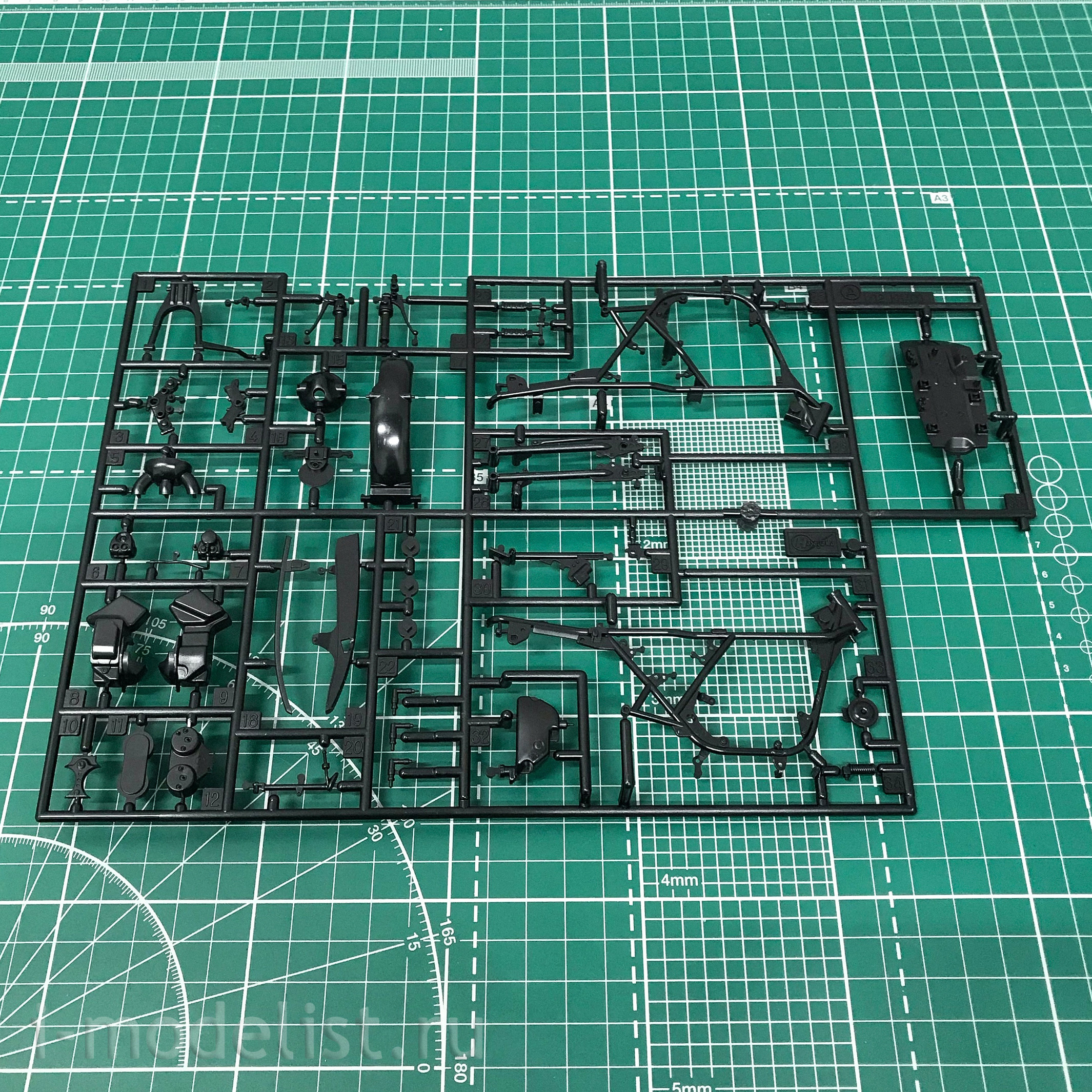 21508 Hasegawa 1/12 Kawasaki kh250-B3/B4 motorcycle (1978/1979)