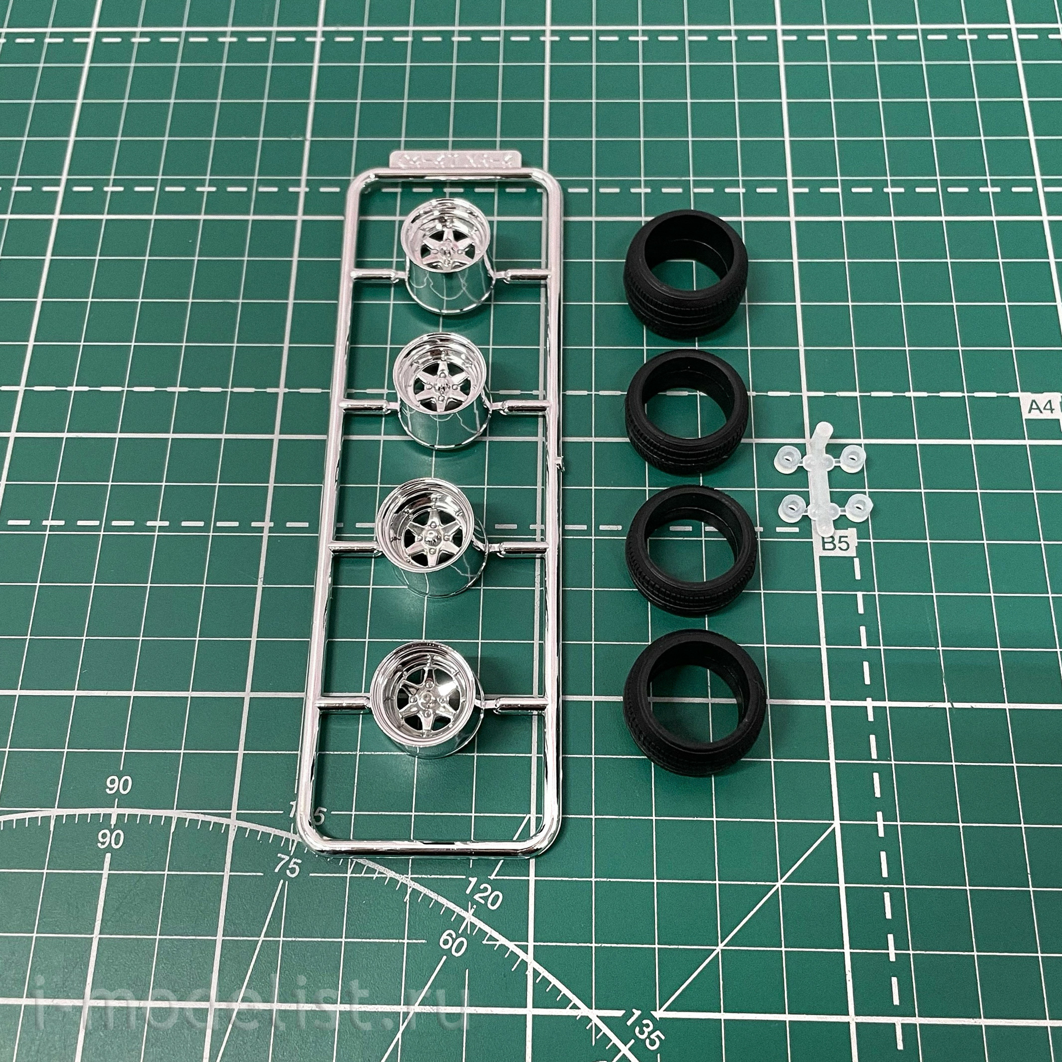 05257 Aoshima 1/24 Long Champ XR-4 14 inch