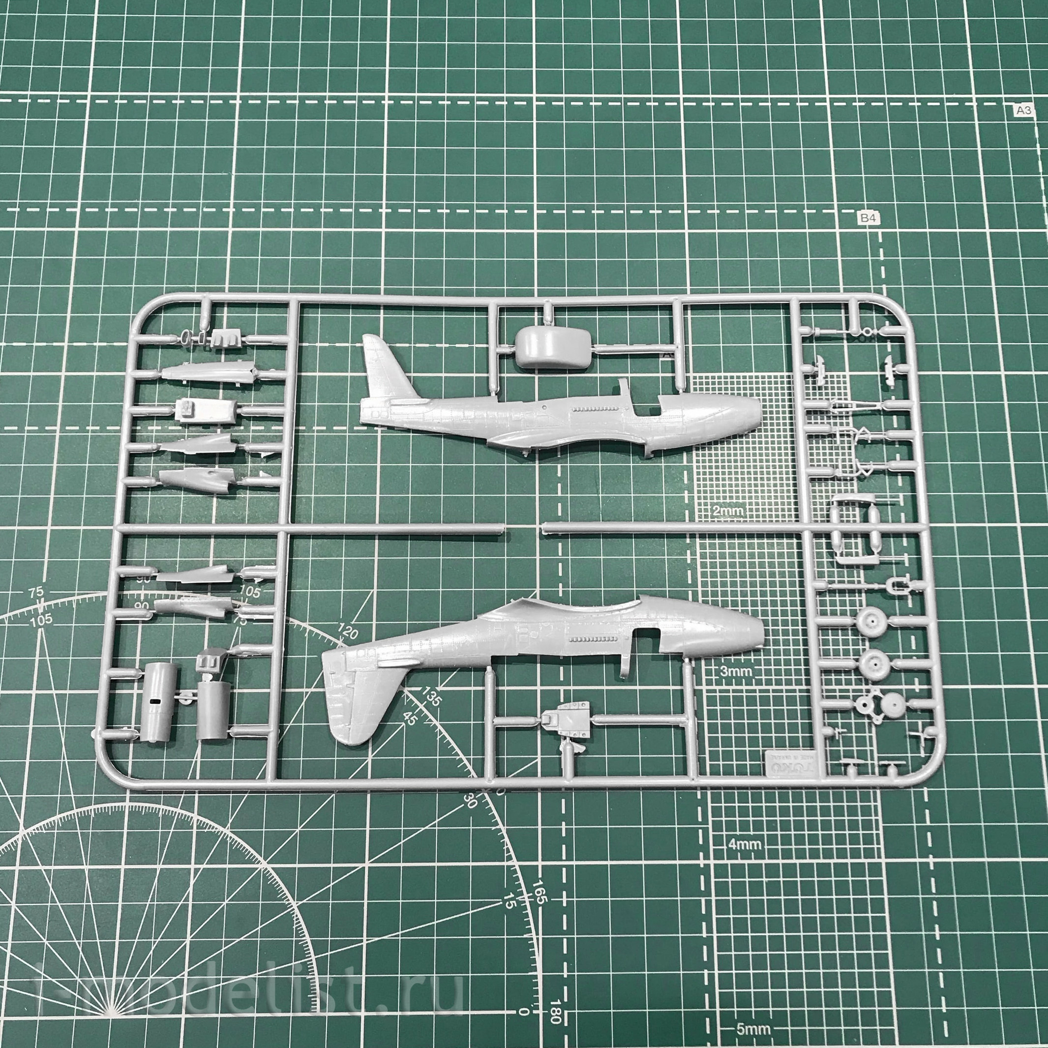 72141 Orient Express 1/72 Fighter P-63S Kingcobra 