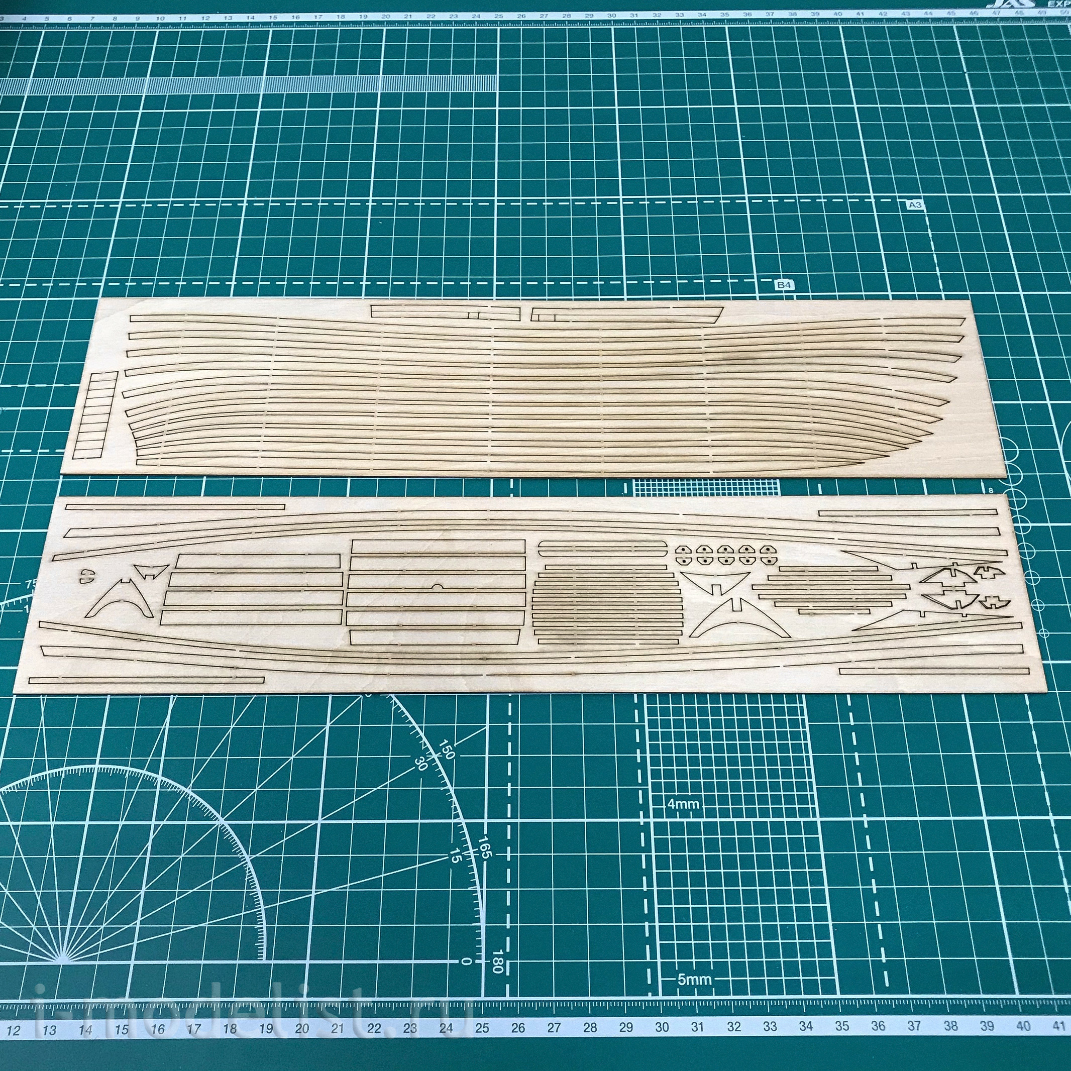 LSM0701 LSModel 1/48 Scale wooden model Greek unirema 