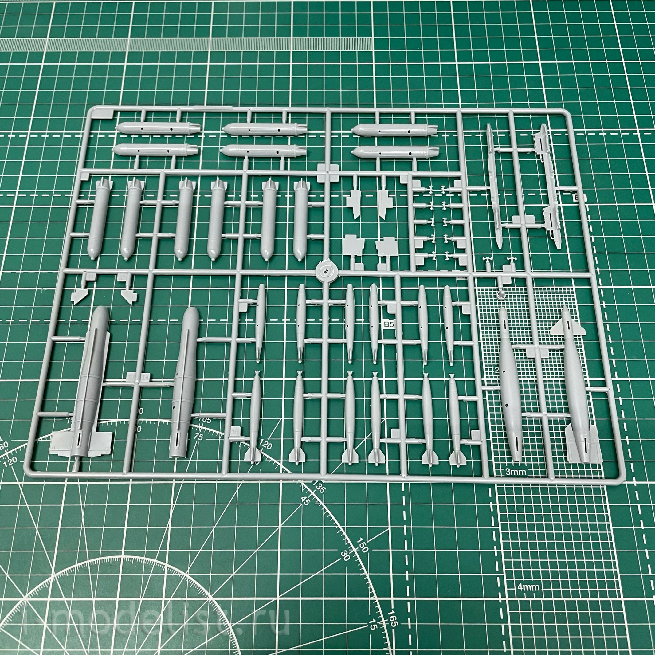 81766 HobbyBoss 1/48 A-4M Sky Hawk Aircraft