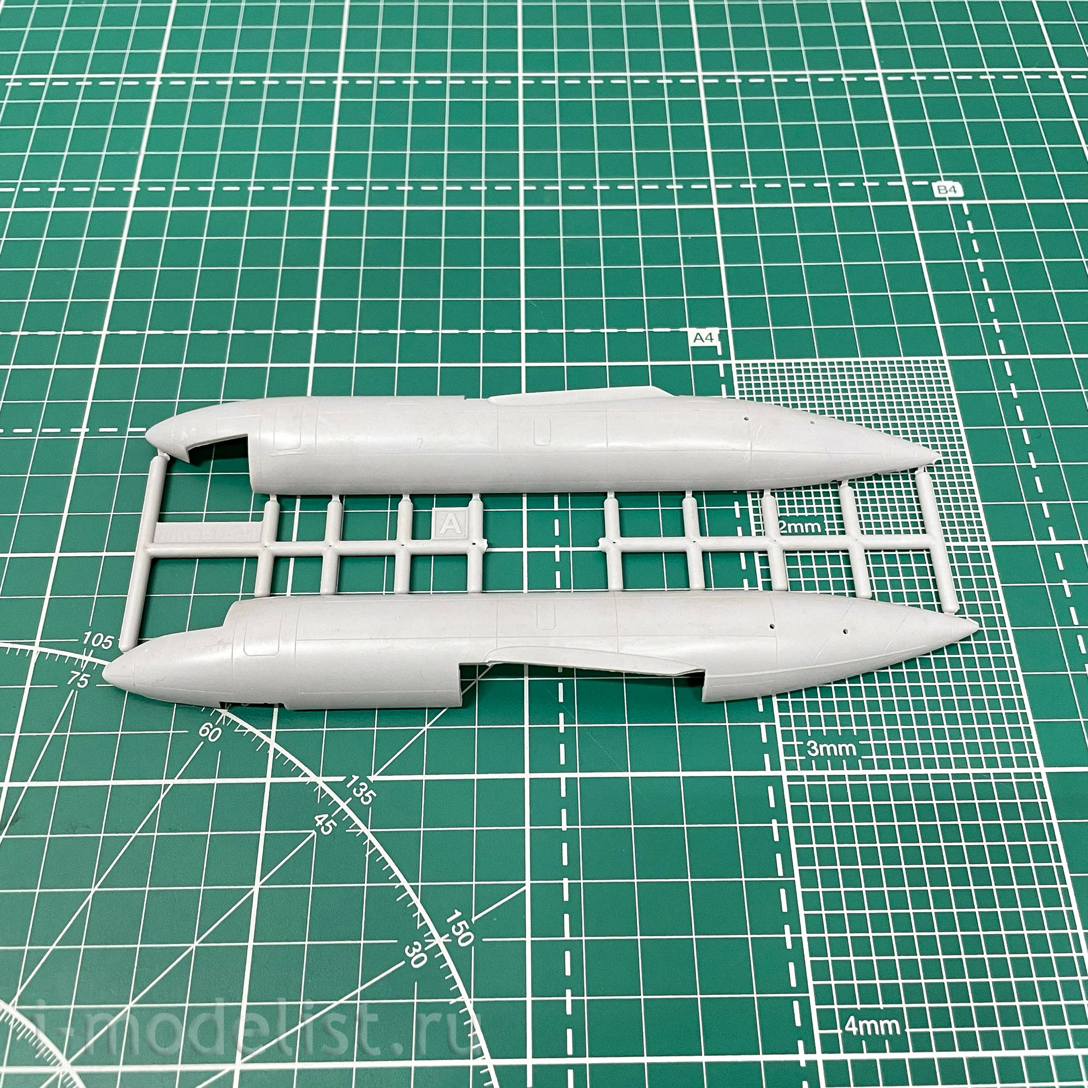 144143-3 Orient Express 1/144 Airliner BAC 1-11-200 DAN-AIR LONDON