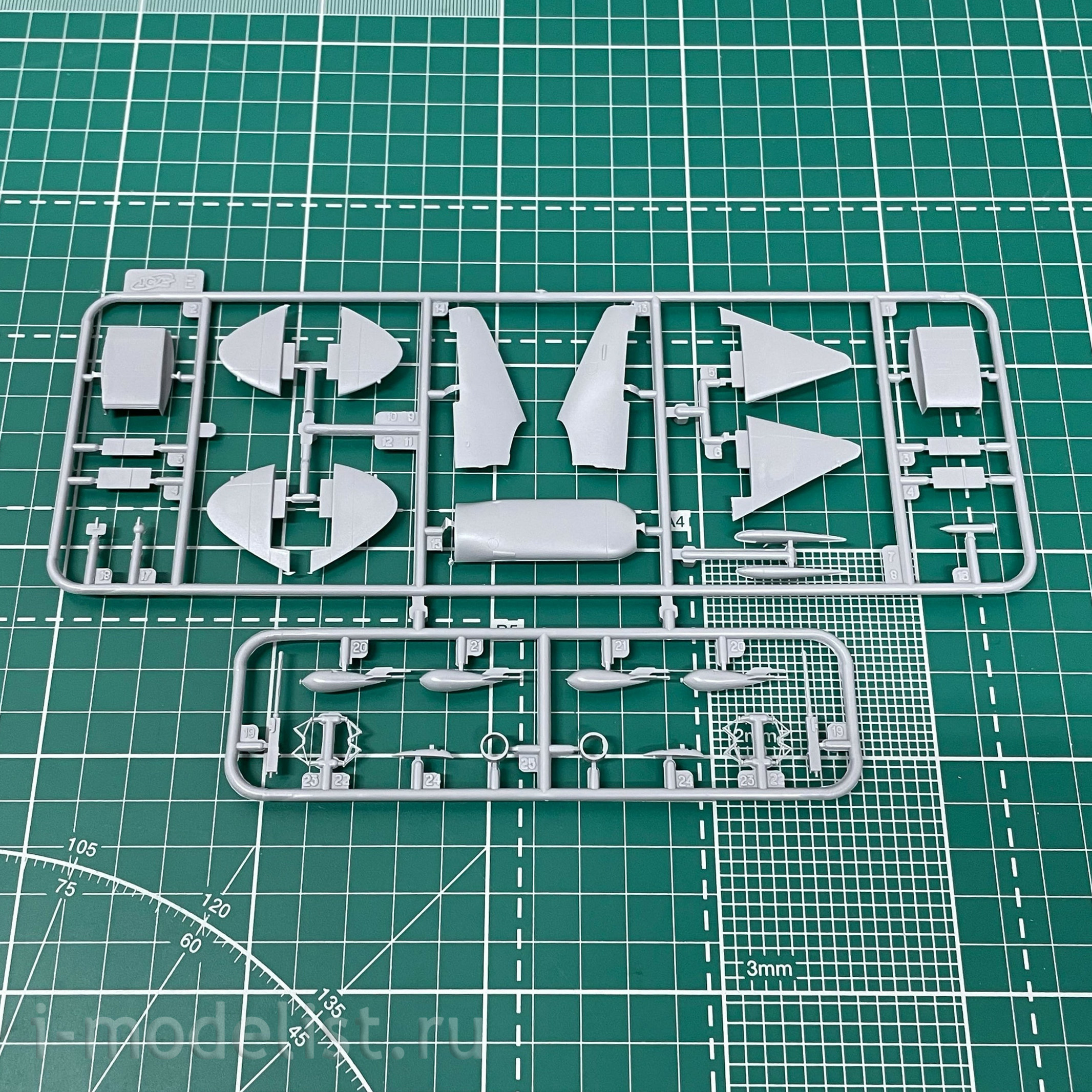 DS4802 ICM 1/48 RAF Airfield II MV