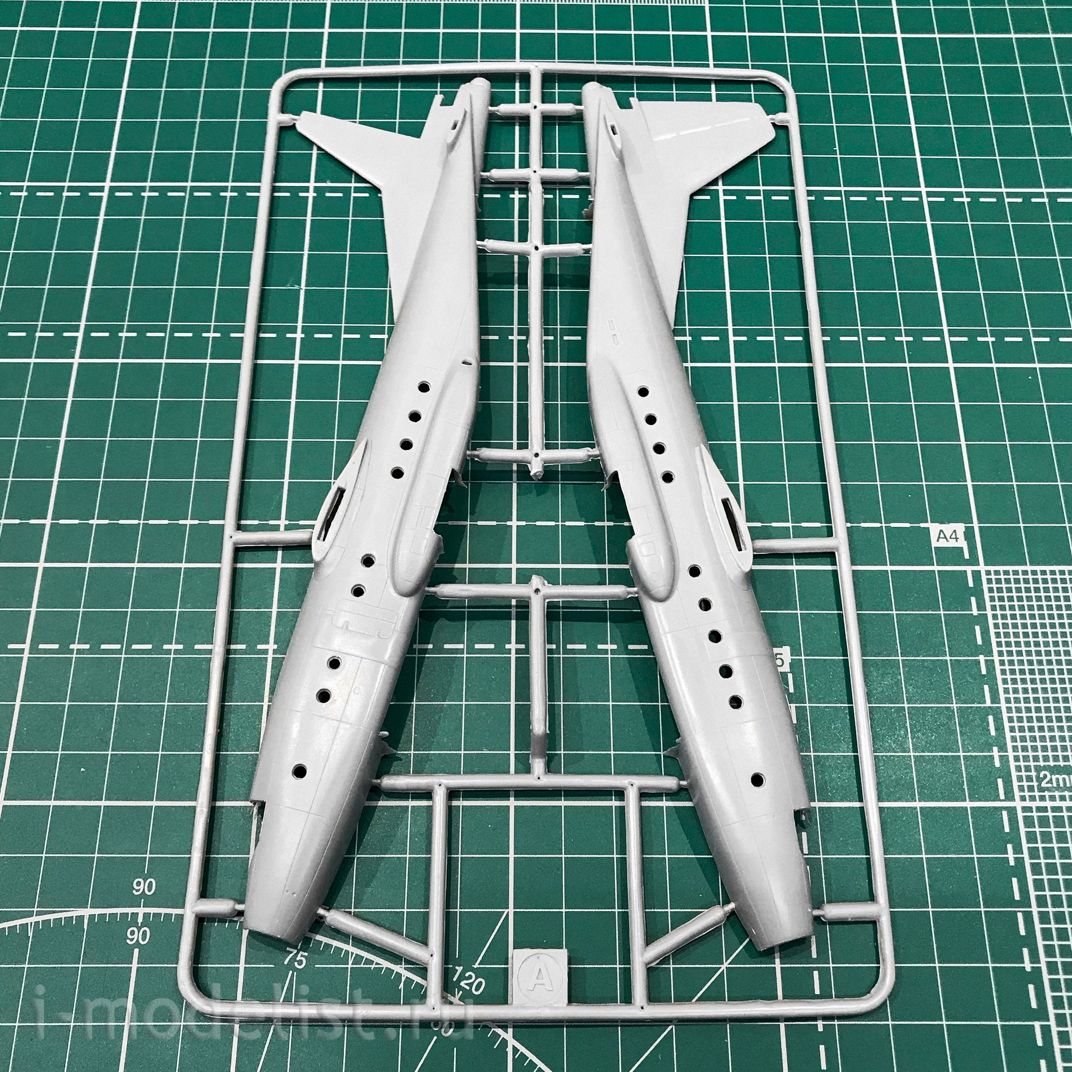 14496 Orient Express 1/144 Transport aircraft An-8 air force