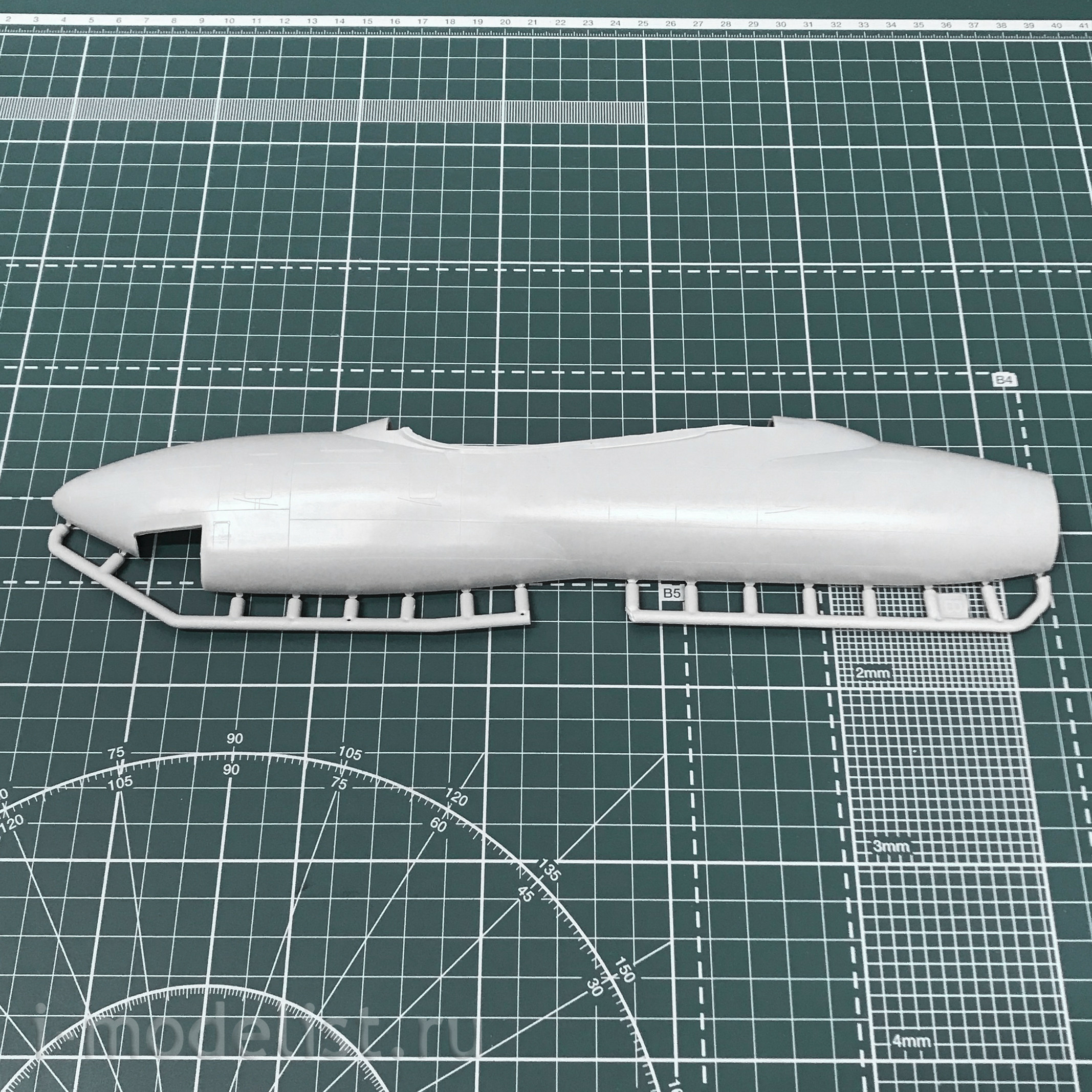 144154-2 Orient Express 1/144 Airliner 747SP RR AUSTRALIA ASIA
