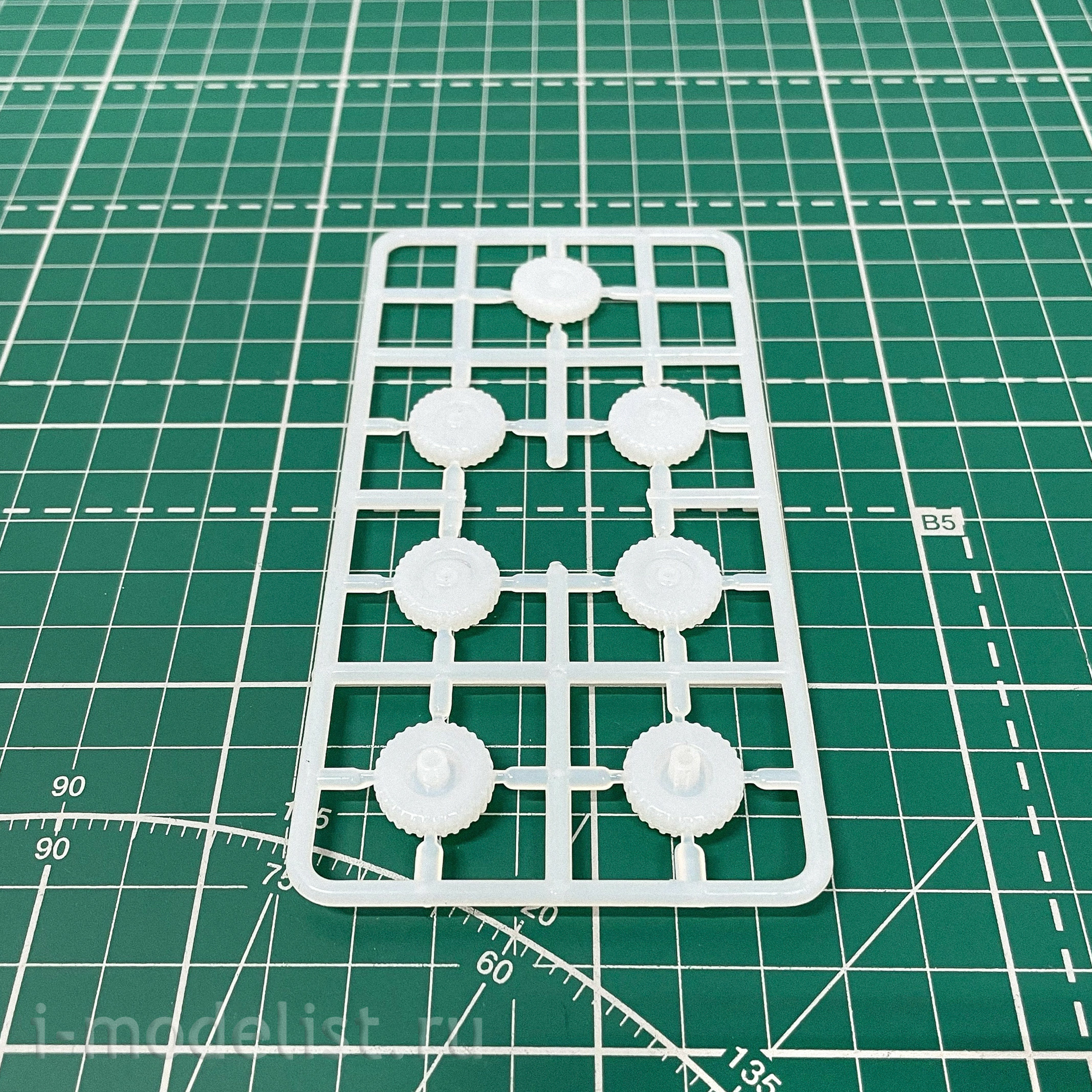GM72-03 GarbuzModels 1/72 Tanker TZ-200