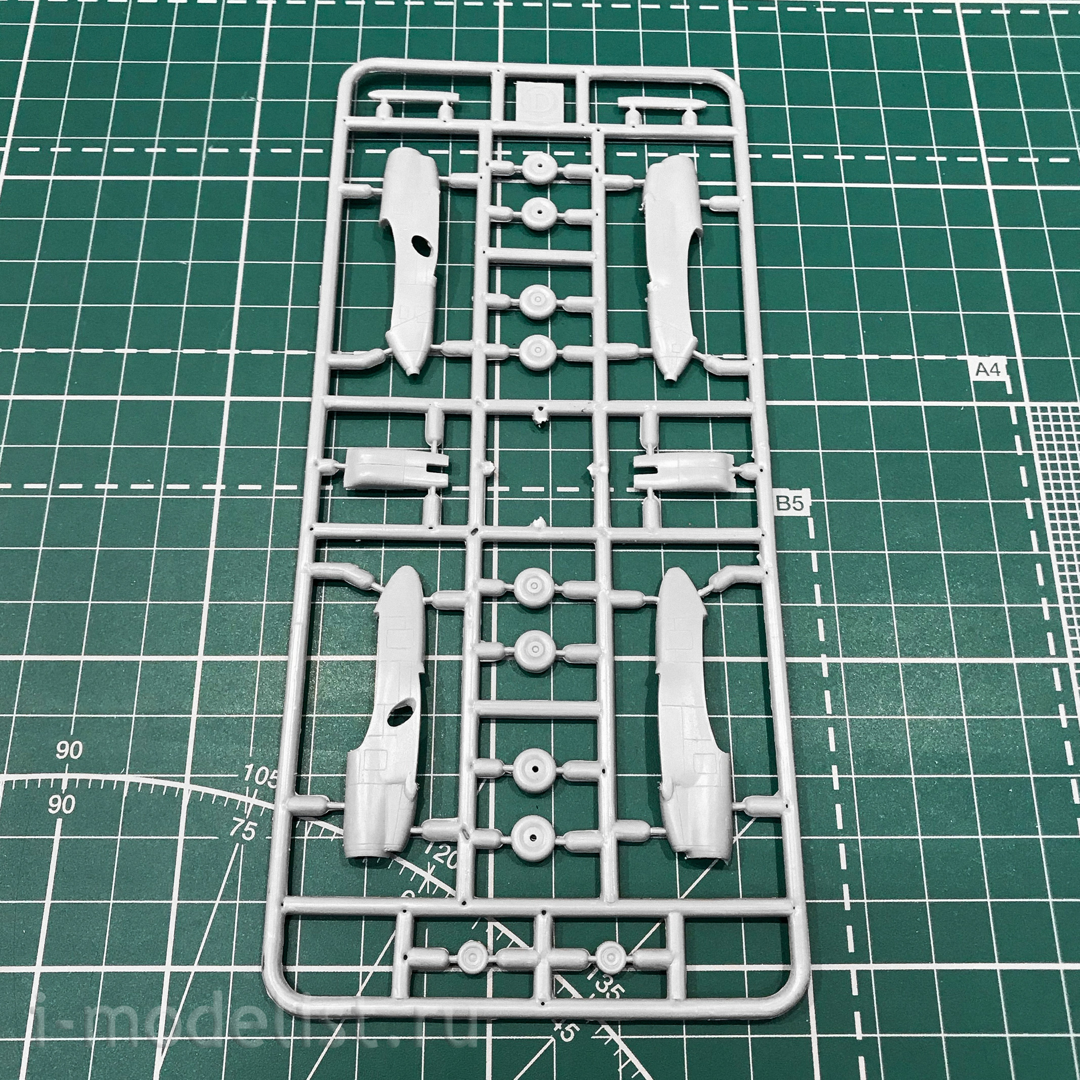 14482 Eastern Express 1/144 scales aircraft Antonov an-26