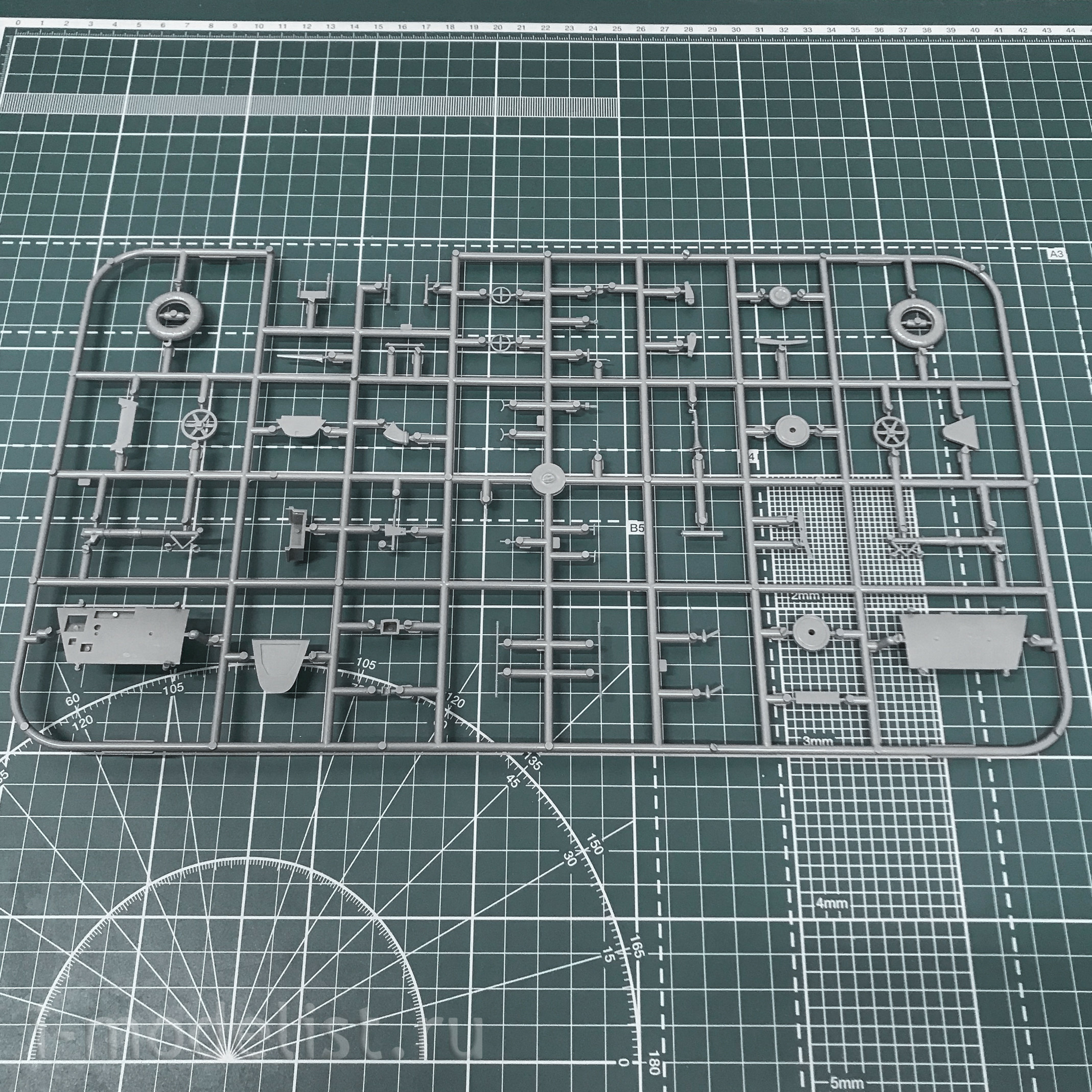 3002 Eduard 1/32 Bf 109E-3 ProfiPACK
