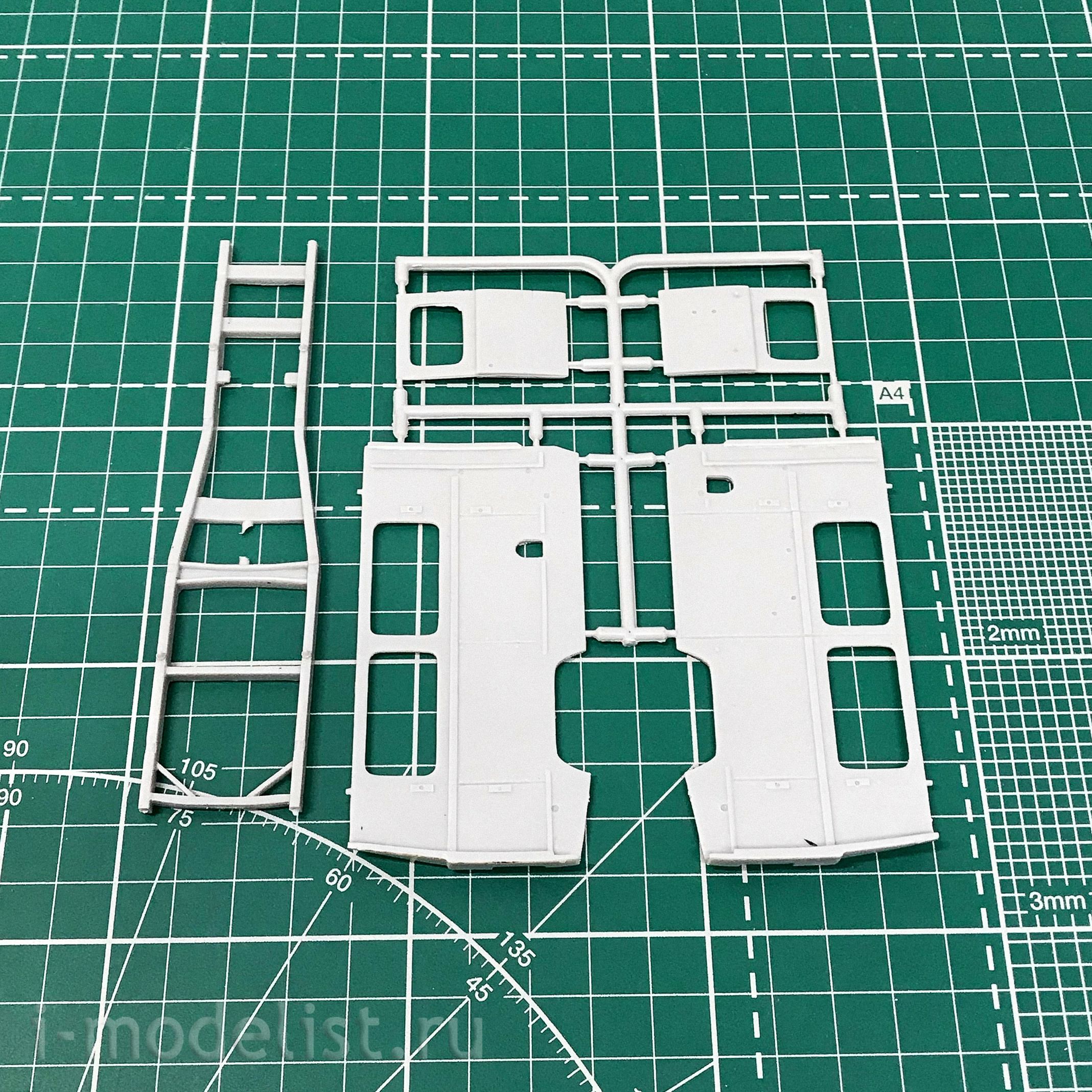 35405 AMG 1/35 Car 