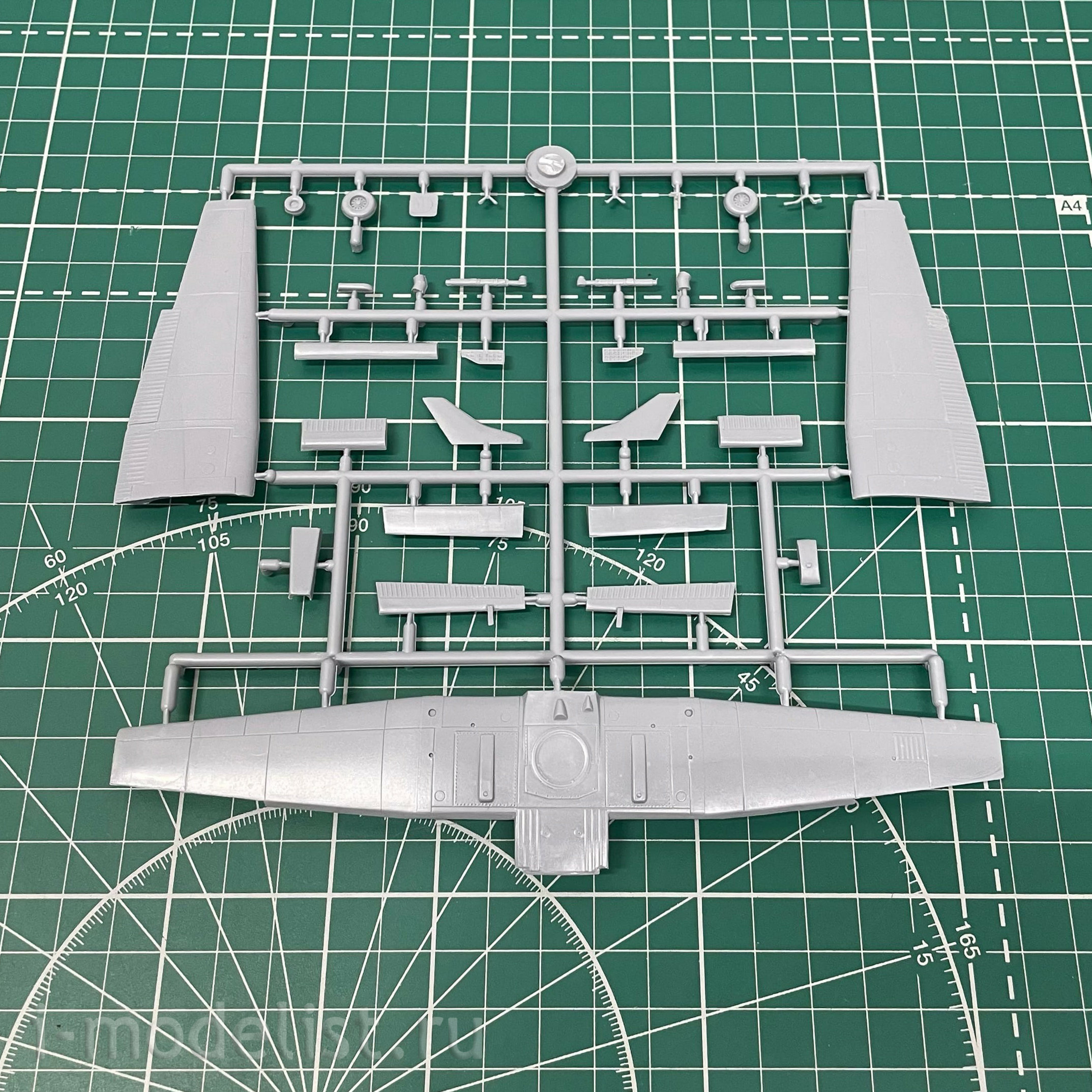 KPM0146 Kovozavody Prostejov 1/72 Z-37TM “Turbo Military”