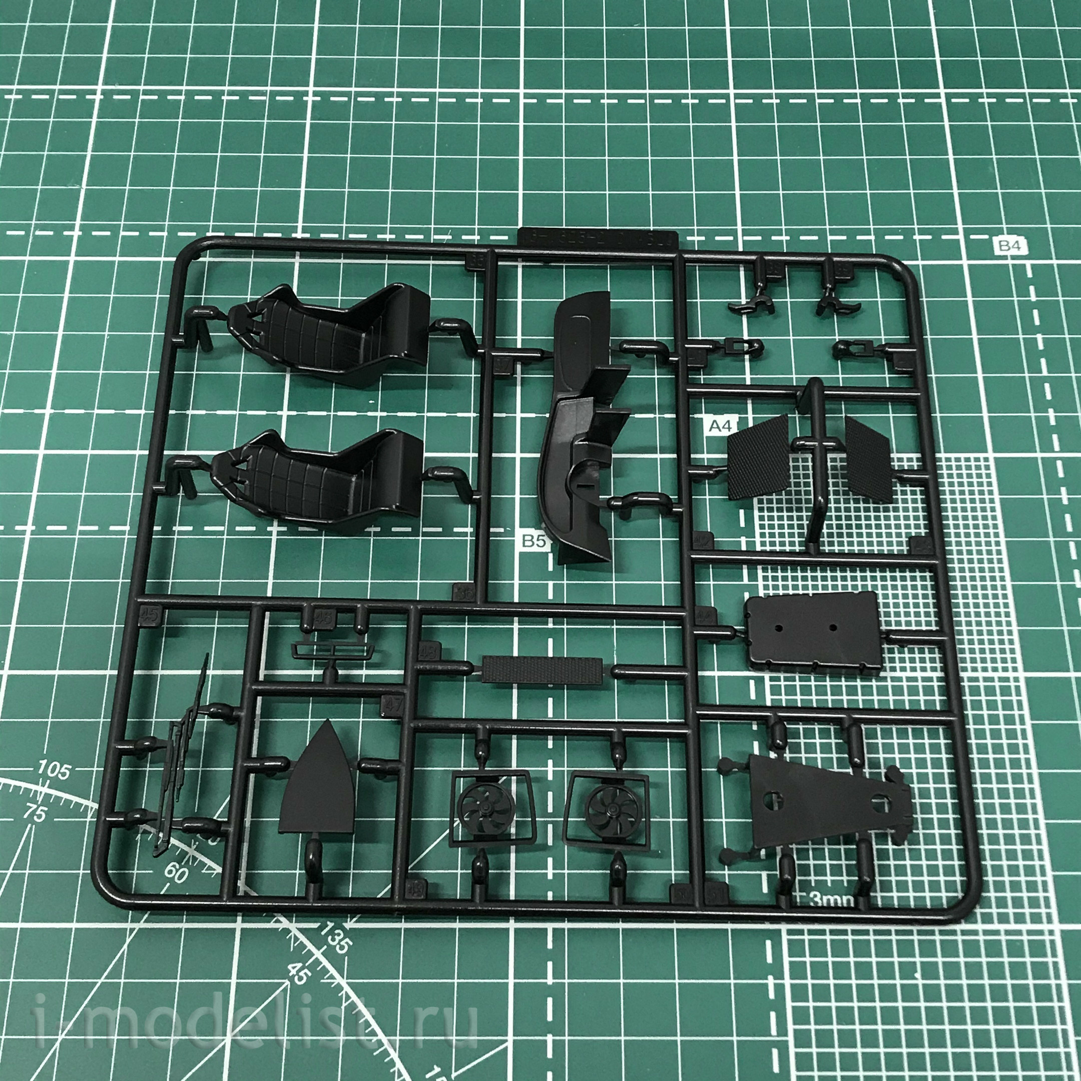 05899 Aoshima 1/24 Assembly model Lamborghini Diablo GT 99