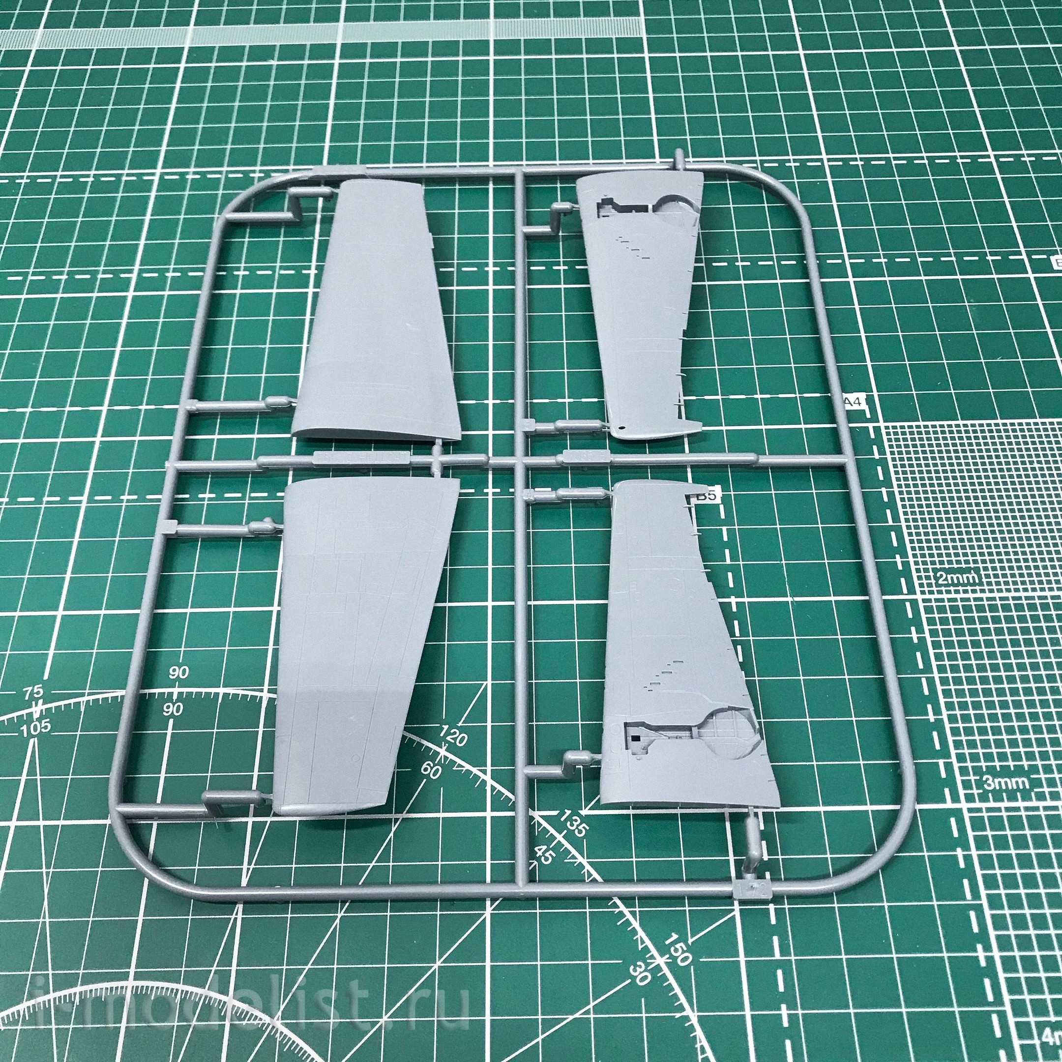 7437 Edward 1/72 Hellcat Mk. I