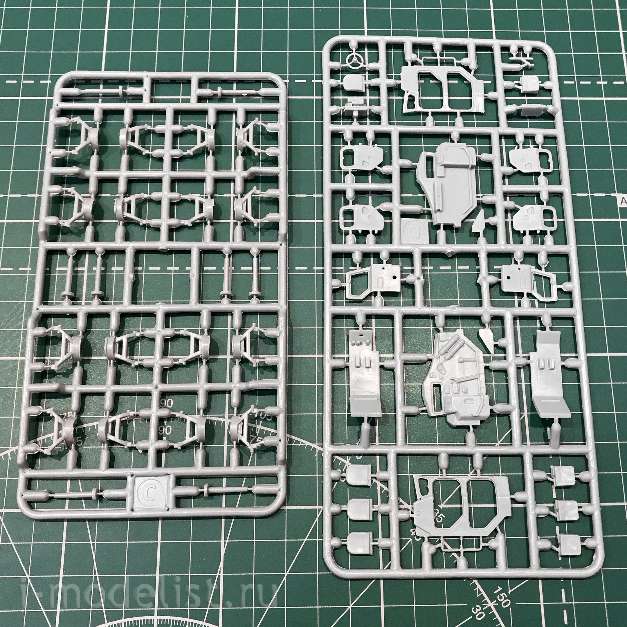 7219 A&A Models 1/72 Fire truck AA-70