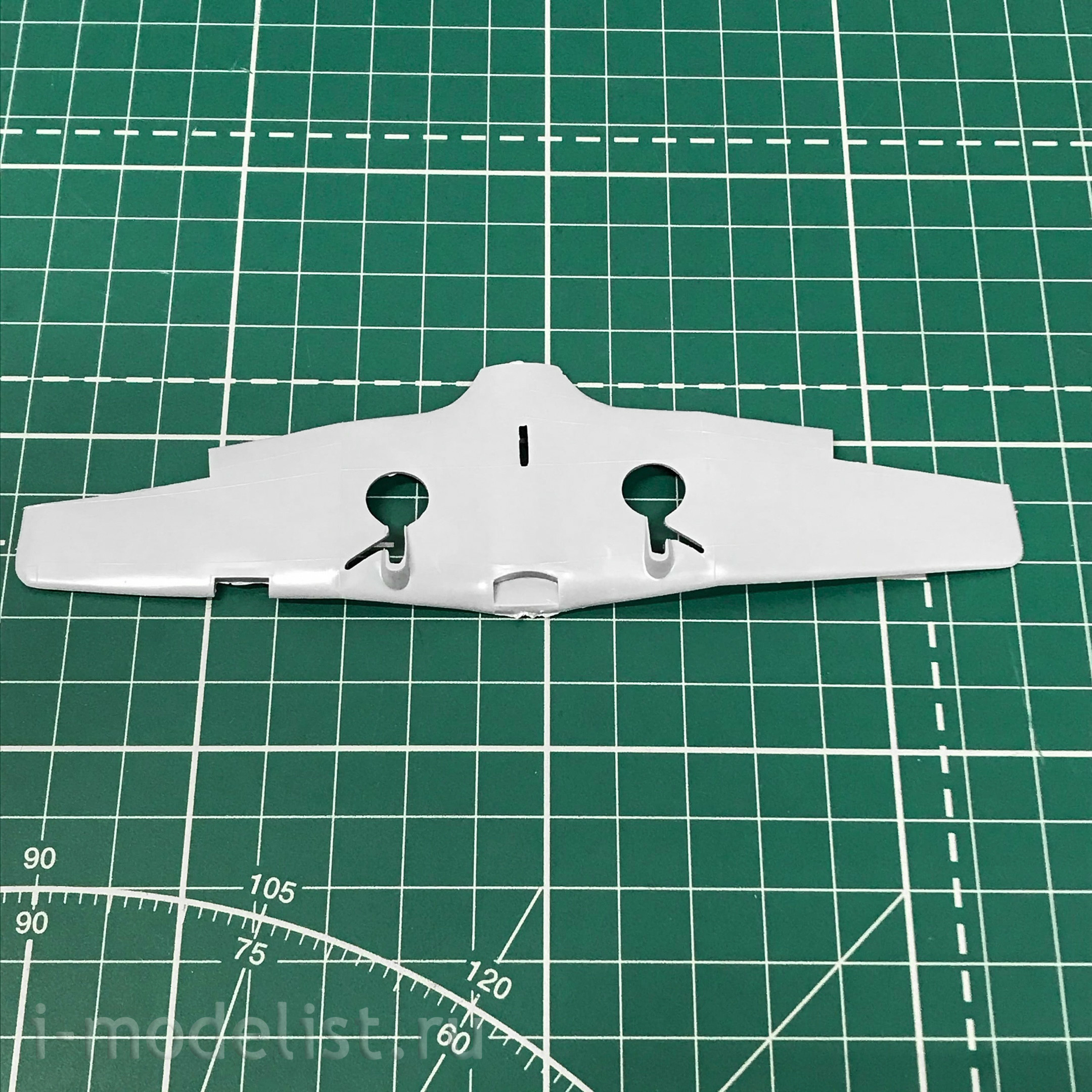 72020 ARK-models 1/72 Training aircraft M. 27 “Master”