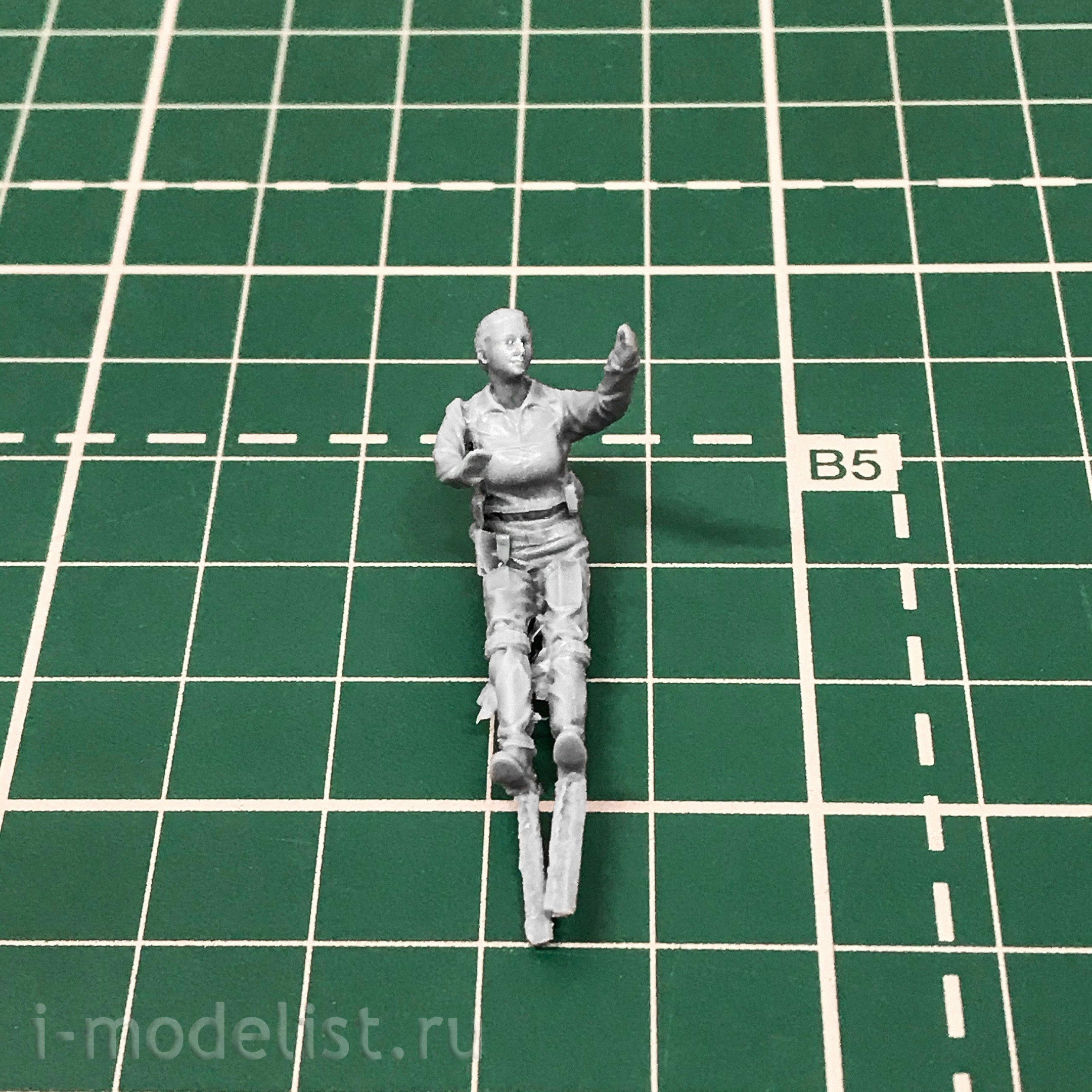 KH80128+ Kitty Hawk 1/48 C-35 Fighter (Chinese Air Force) with pilot (Version 2.0)