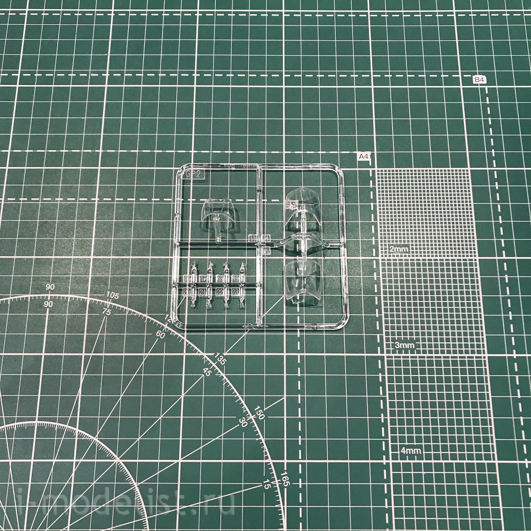 80396 HobbyBoss 1/48 Corsair MK.Ⅲ