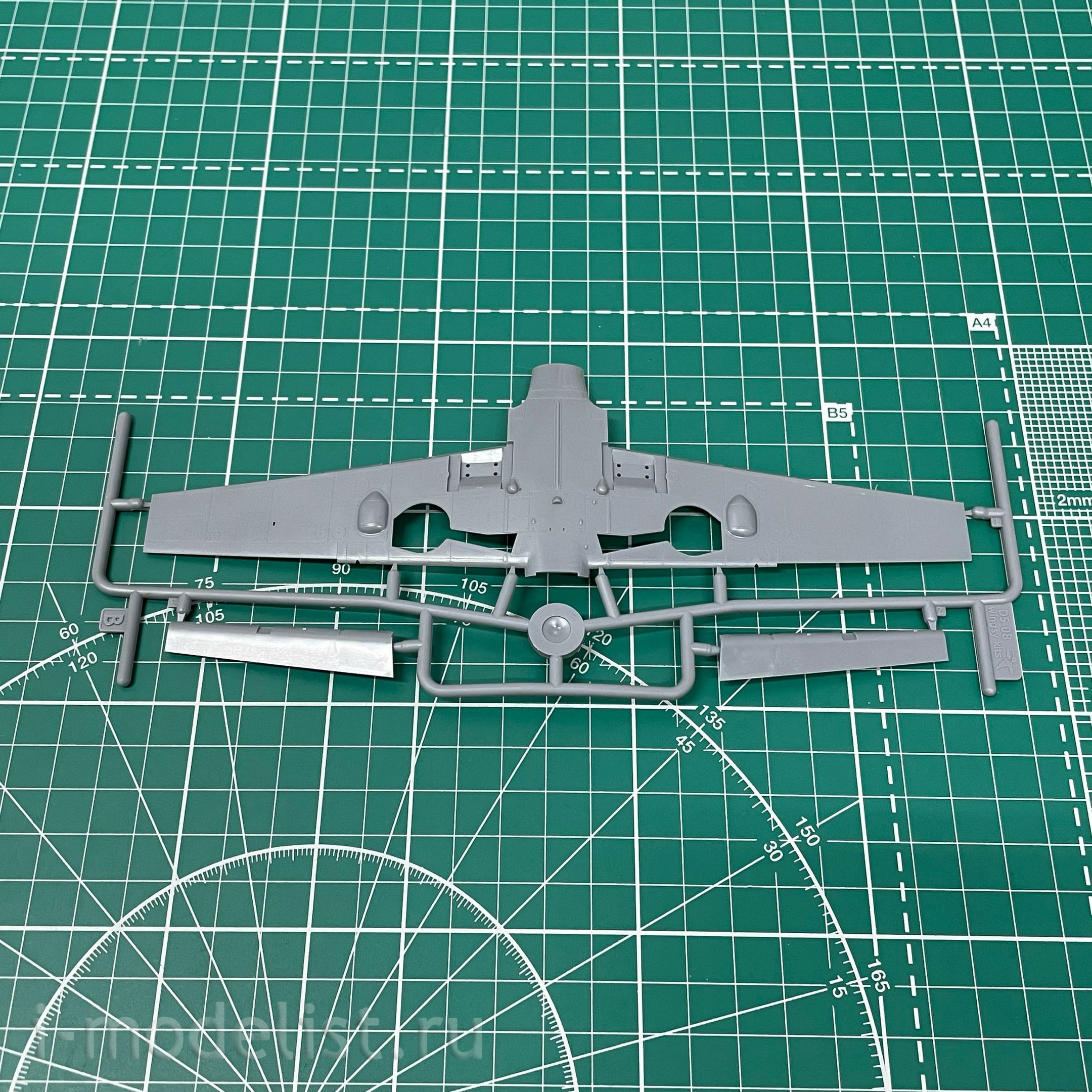 D5-08 Wingsy Kits 1/48 German World War II fighter MESSERSCHMITT Bf 109 E-3