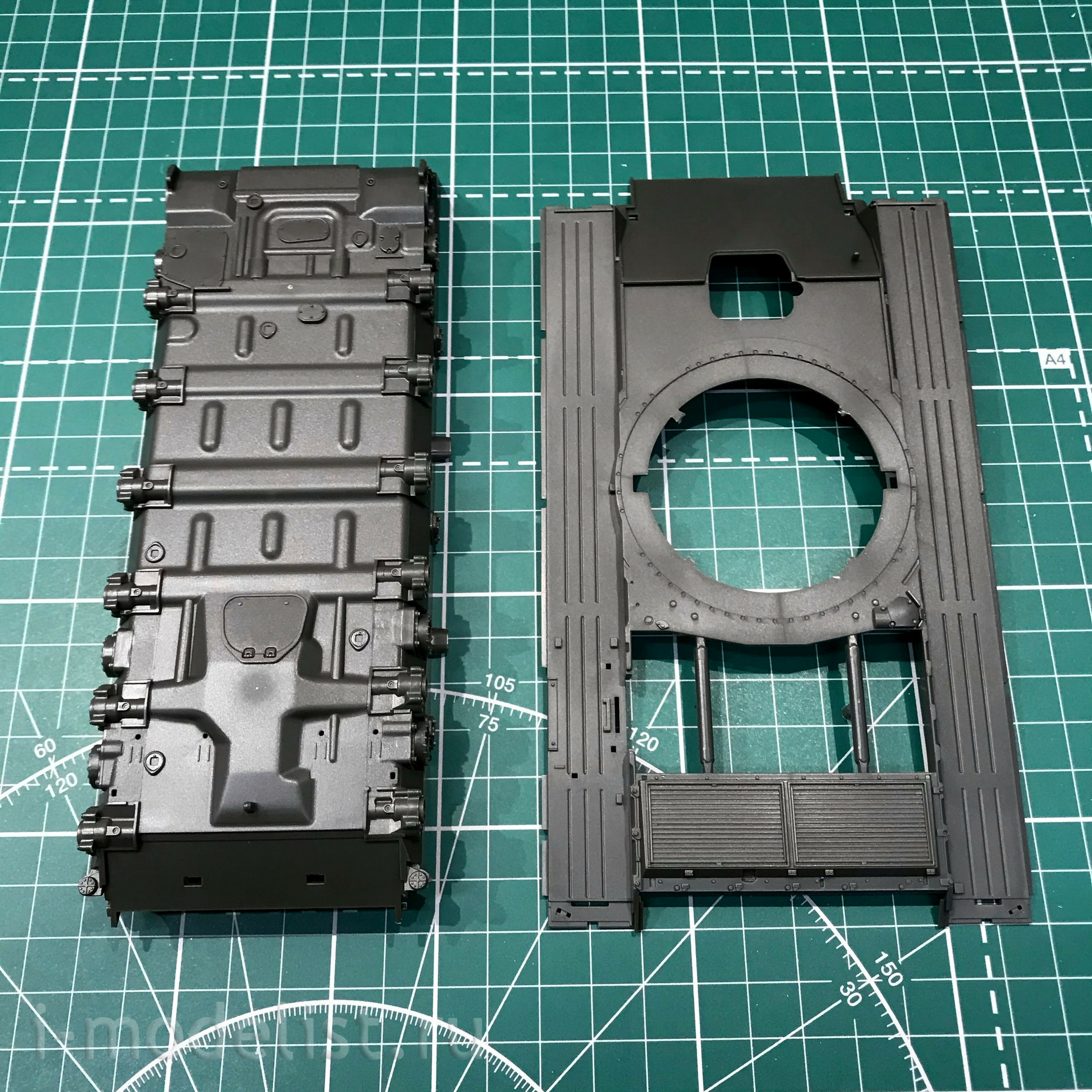 ES-005 Meng 1/35 Russian T-90A main battle tank, Special version (under license from UVZ)