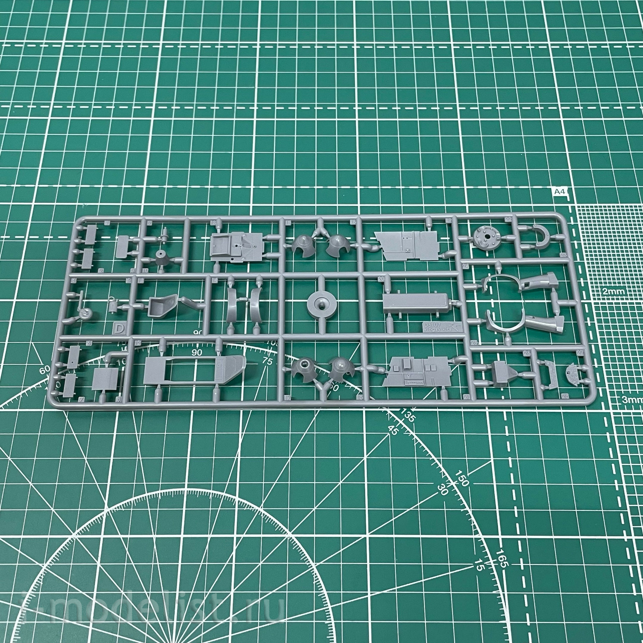 D5-08 Wingsy Kits 1/48 German World War II fighter MESSERSCHMITT Bf 109 E-3