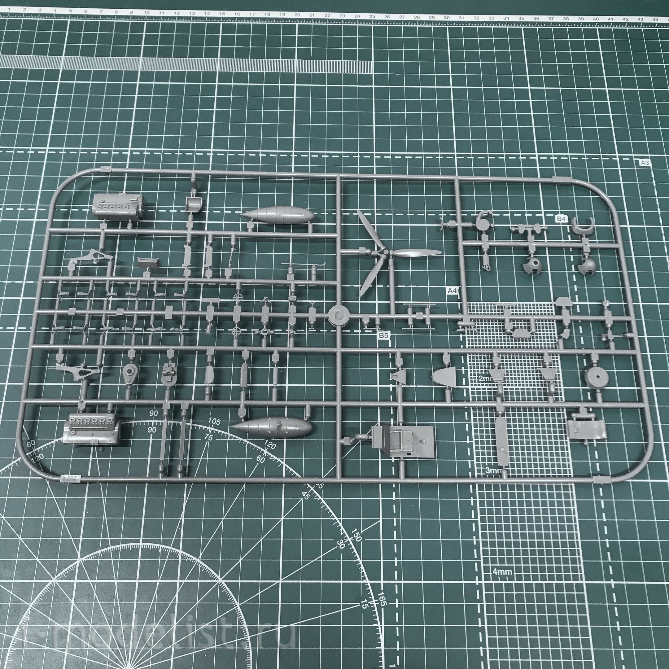 8262 Edward 1/48 BF 109E-3 ProfiPACK