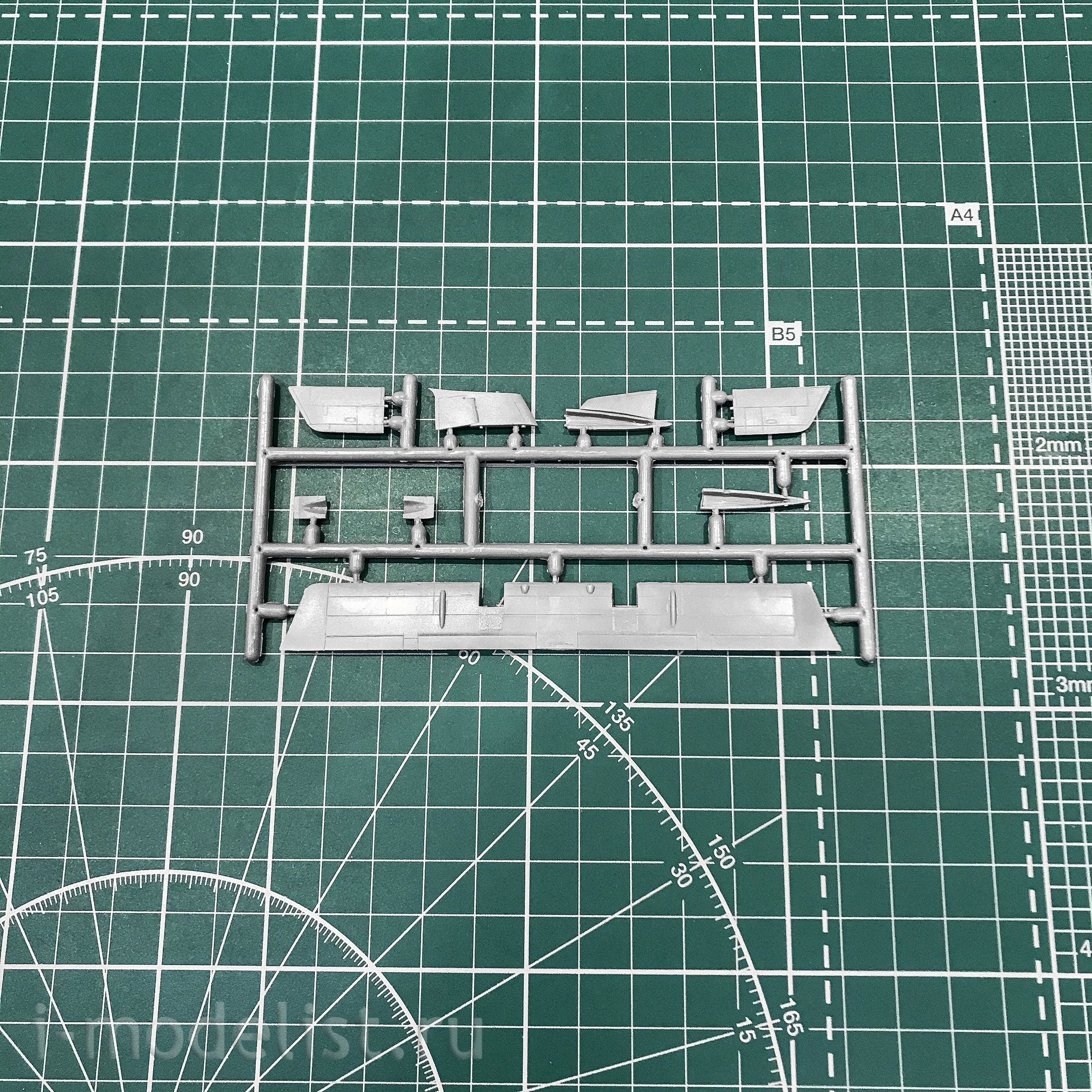 14491 Orient Express 1/144 Passenger aircraft BN-2A Mk III Trislander