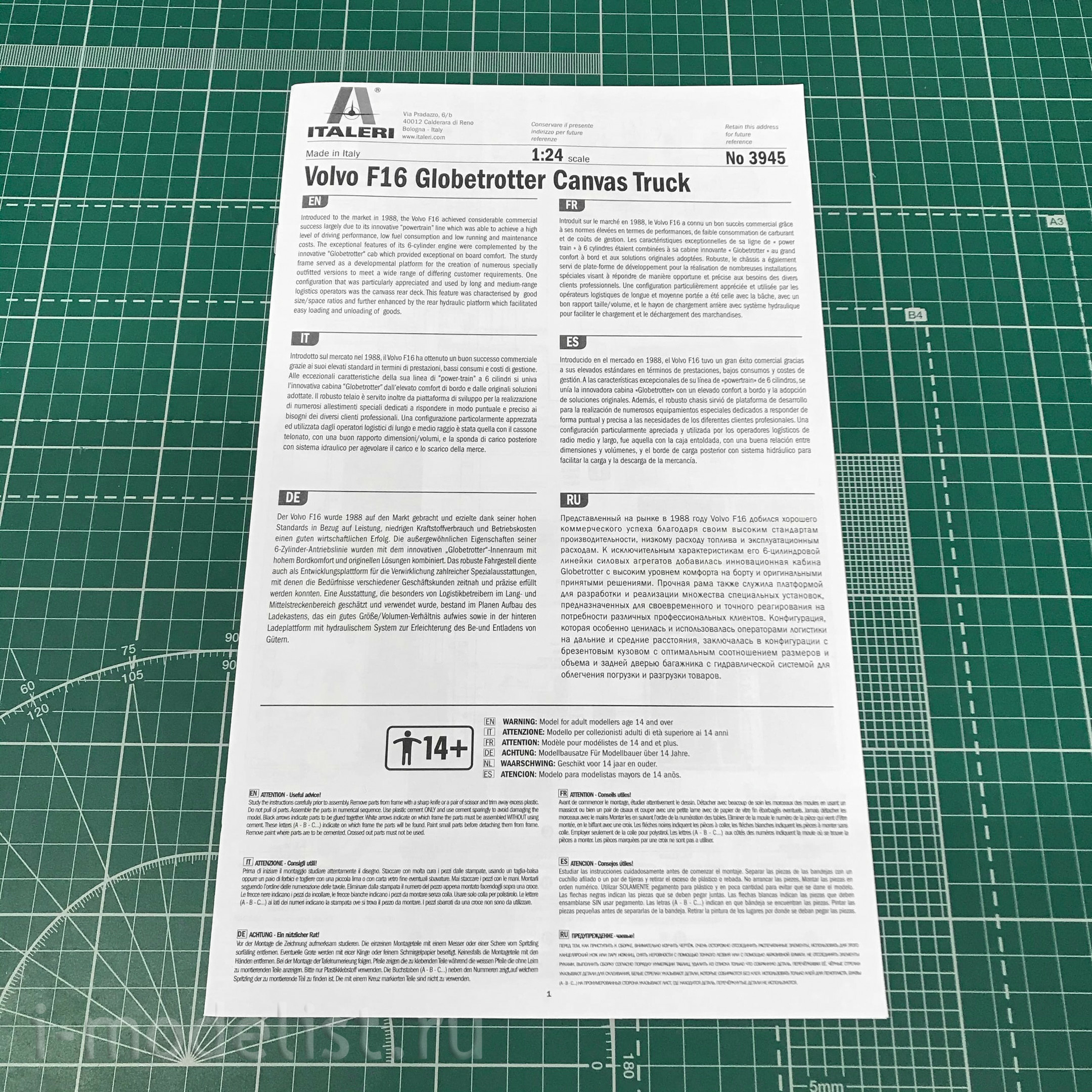 3945 Italeri 1/24 VOLVO F16 Globetrotter Truck Canvas Truck with the lift