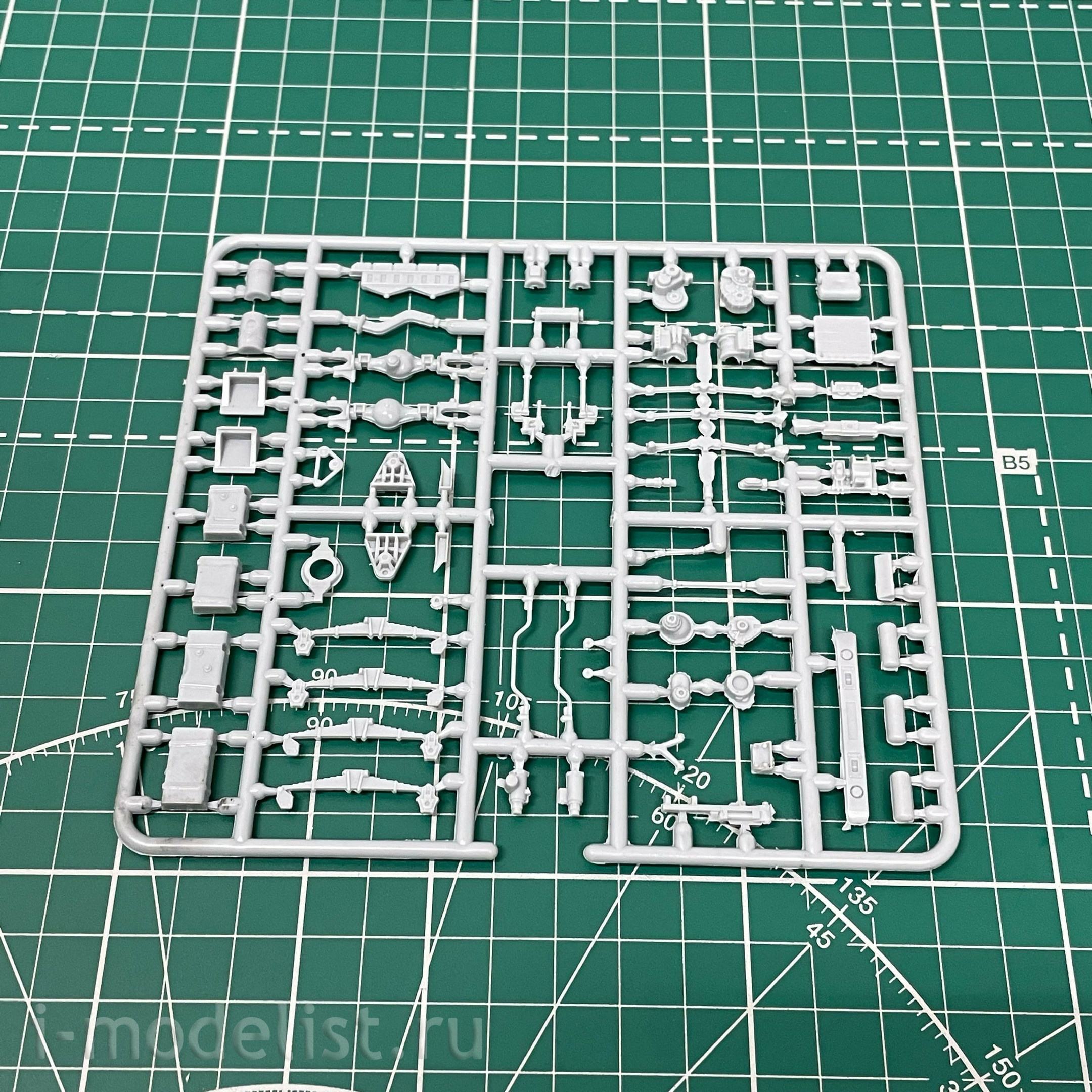 72448 Armory 1/72 Russian Modern 6x6 Military Truck