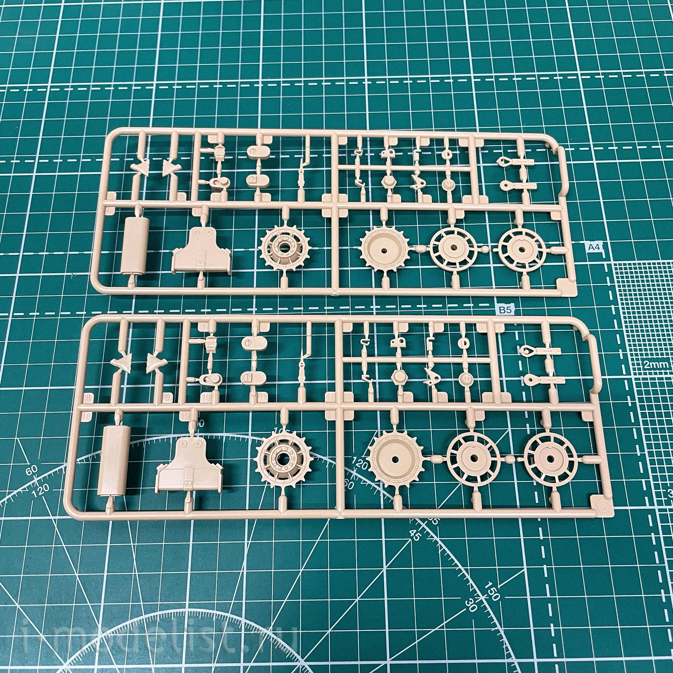 35A048 Amusing Hobby 1/35 IDF SHOT KAL 
