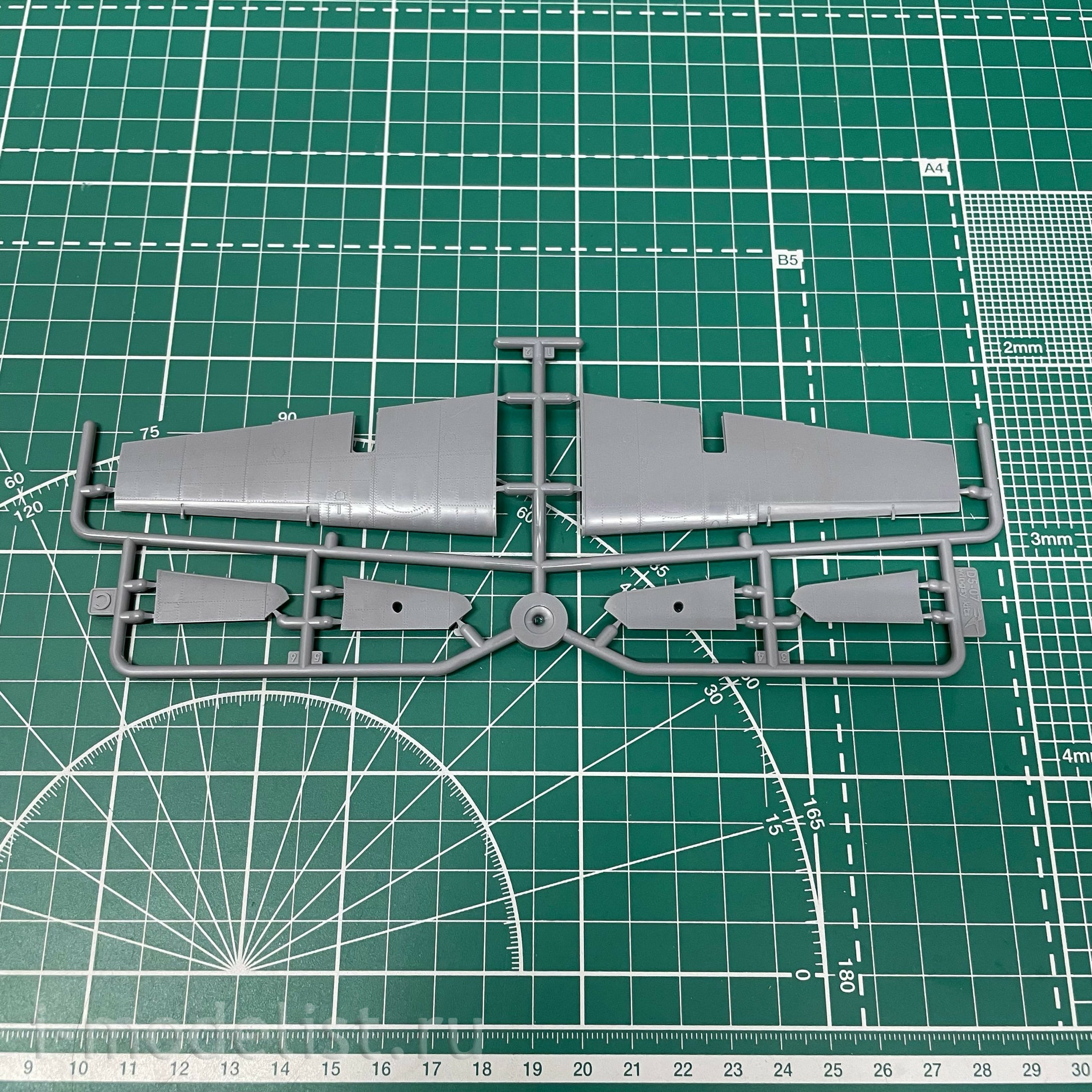 D5-07 Wingsy Kits 1/48 Messerschmitt Bf109E-1 Aircraft