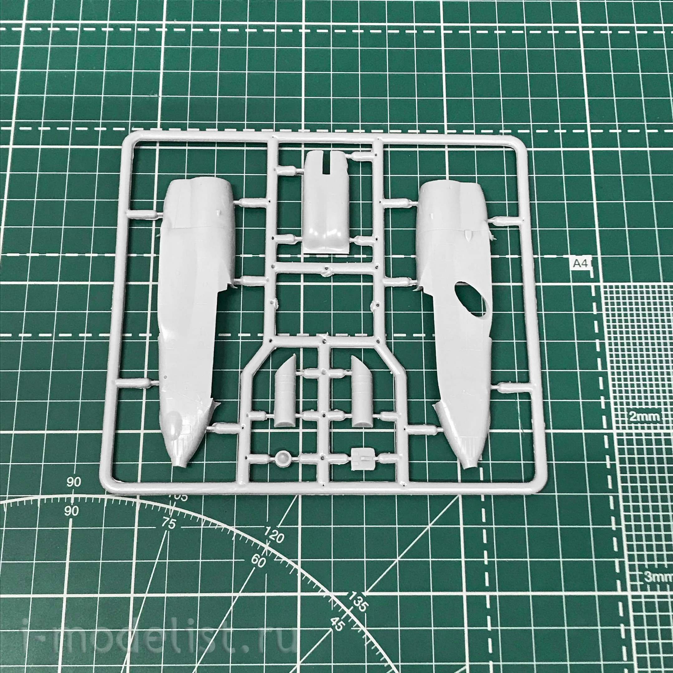 72134 Amodel 1/72 Antonov An-26 (RT, RR&Z Version)