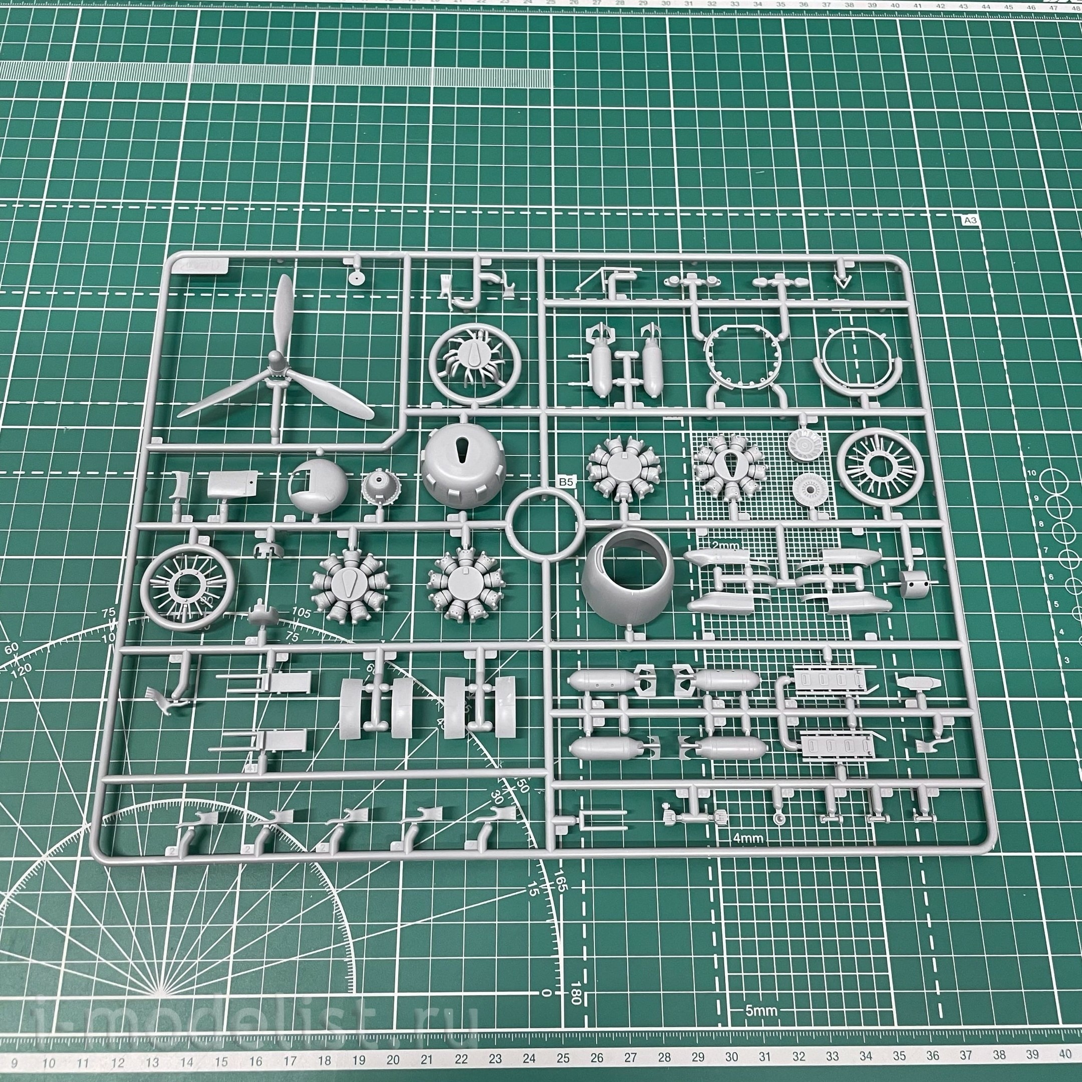 48279 ICM 1/48 American B-26K Counter Invader Attack Aircraft