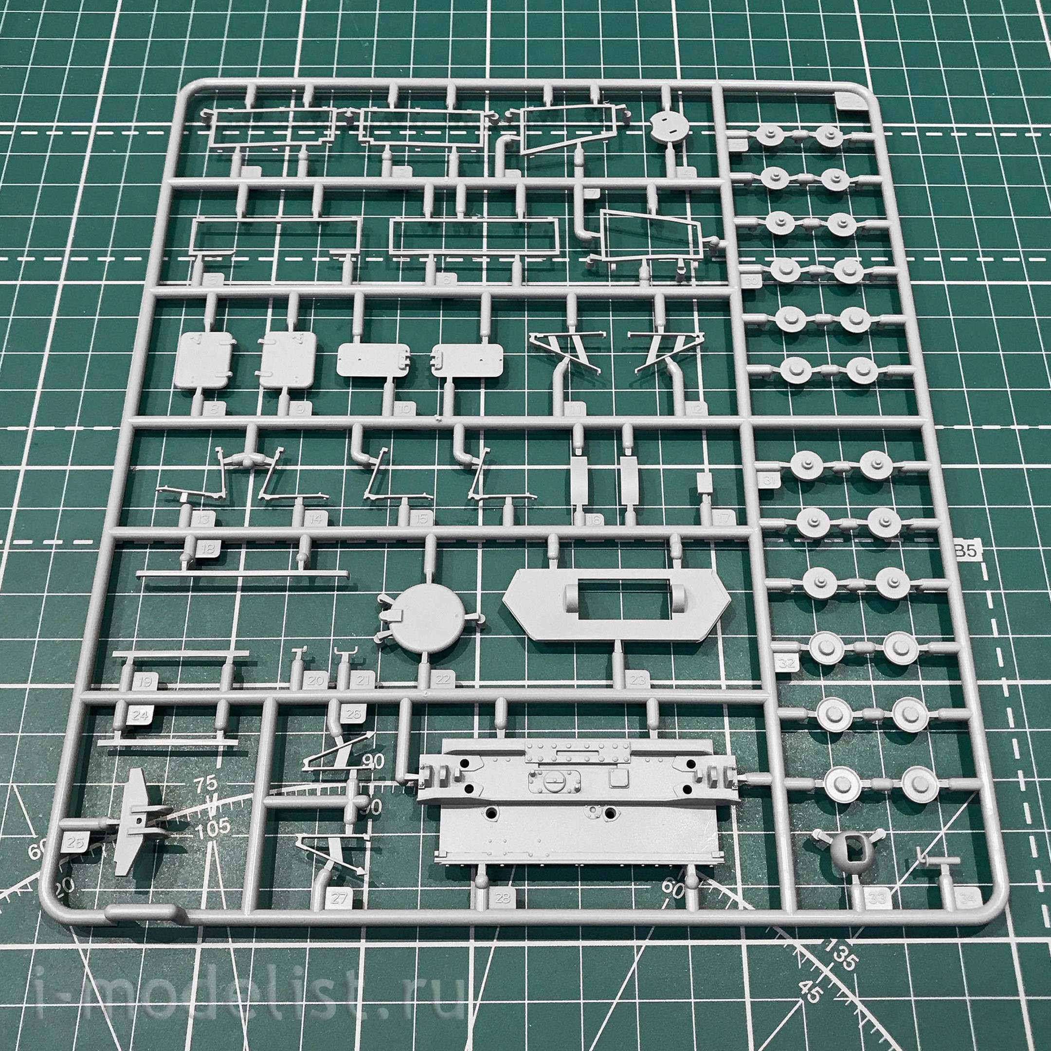 BT-008 Border Model 1/35 Pz.Kpfw.IV Ausf.J (Late)