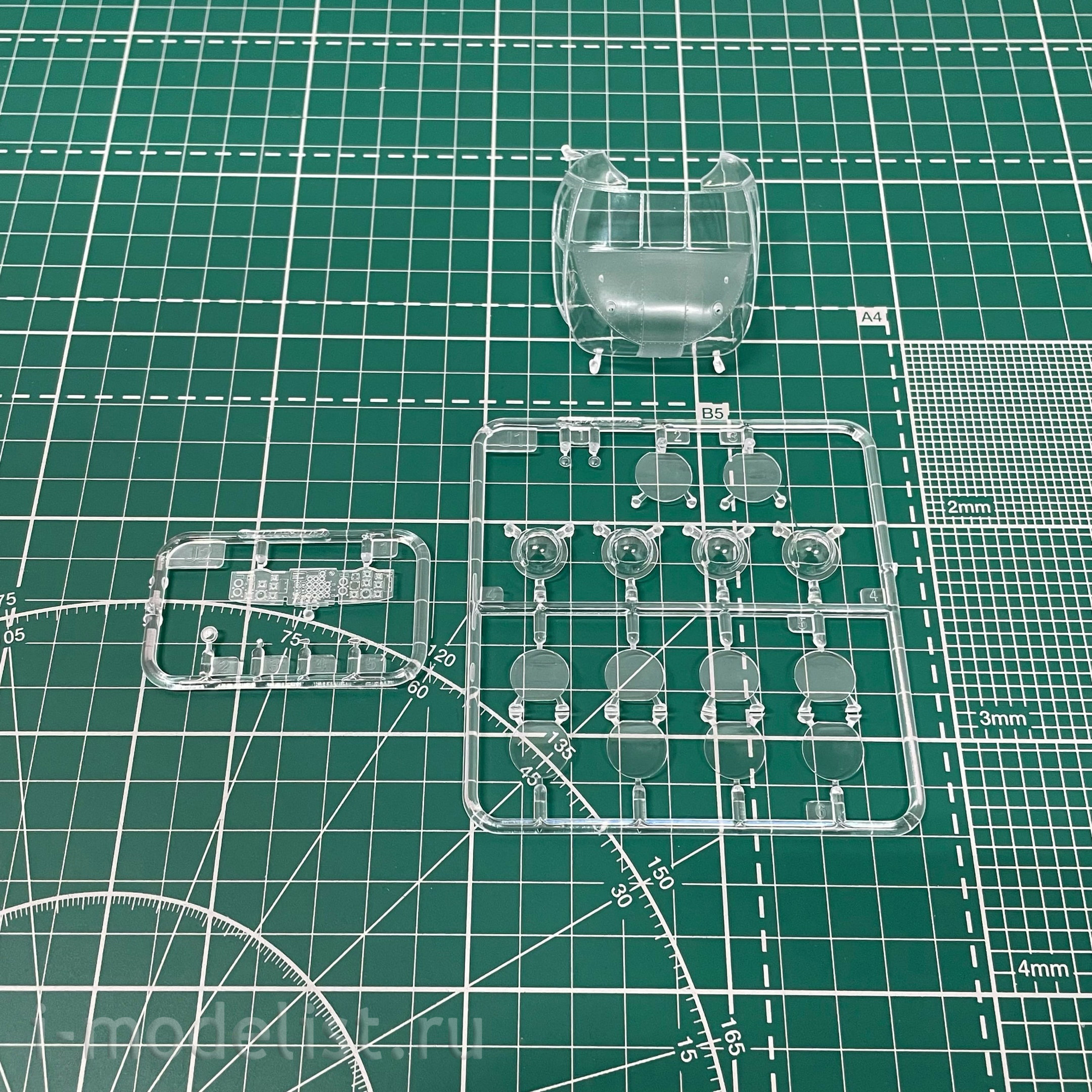81772 HobbyBoss 1/48 Helicopter CH-47A Chinook