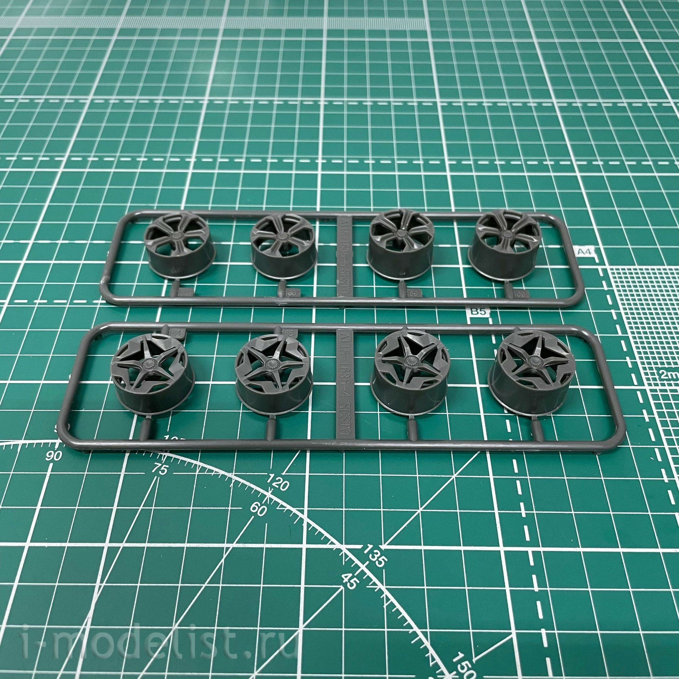 06221 Aoshima 1/24 '10 Lamborghini Sesto Elemento