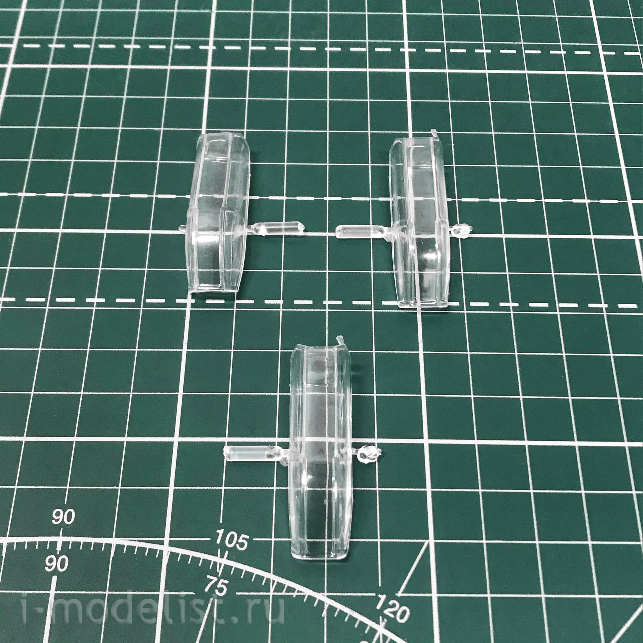 AZ7702 AZ Model 1/72 AH-1G Huey Cobra. 3 sets in a box