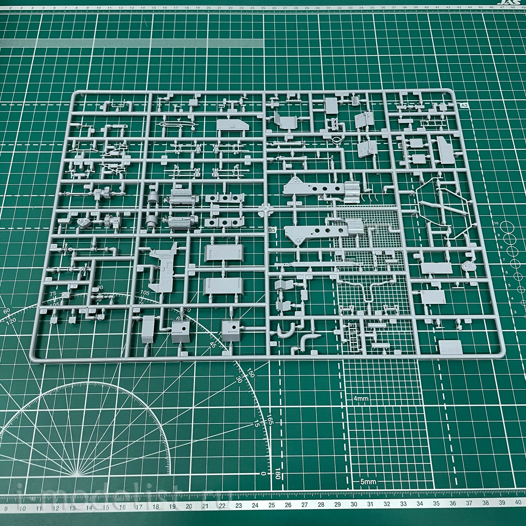 5068 Zvezda 1/72 Russian s-400 Triumph anti-aircraft missile system