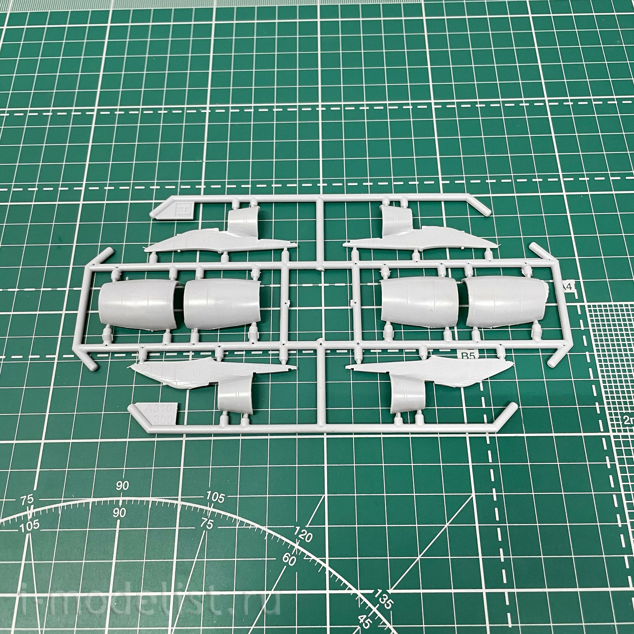 144150-4 Orient Express 1/144 Airliner A310-300 S7