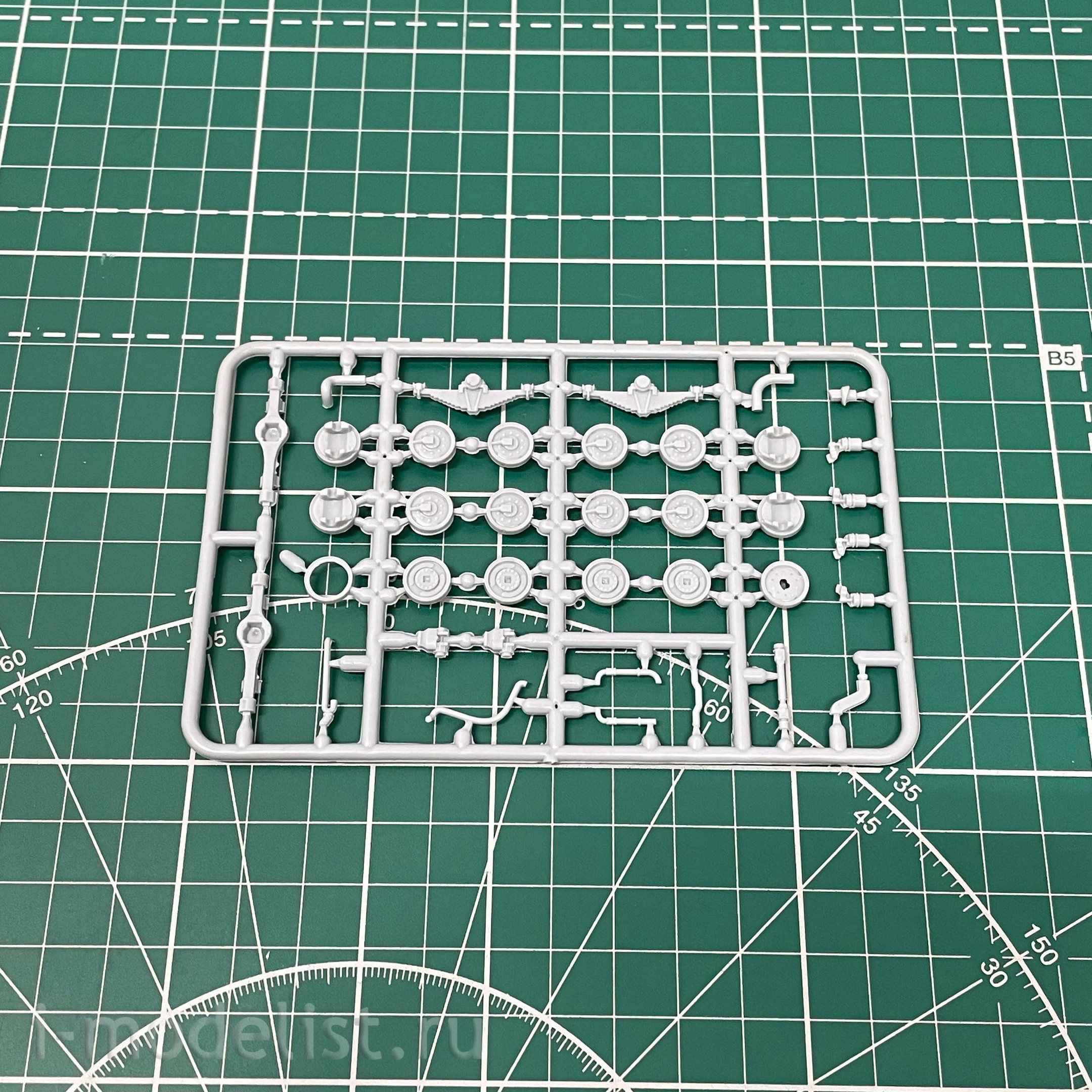 72448 Armory 1/72 Russian Modern 6x6 Military Truck