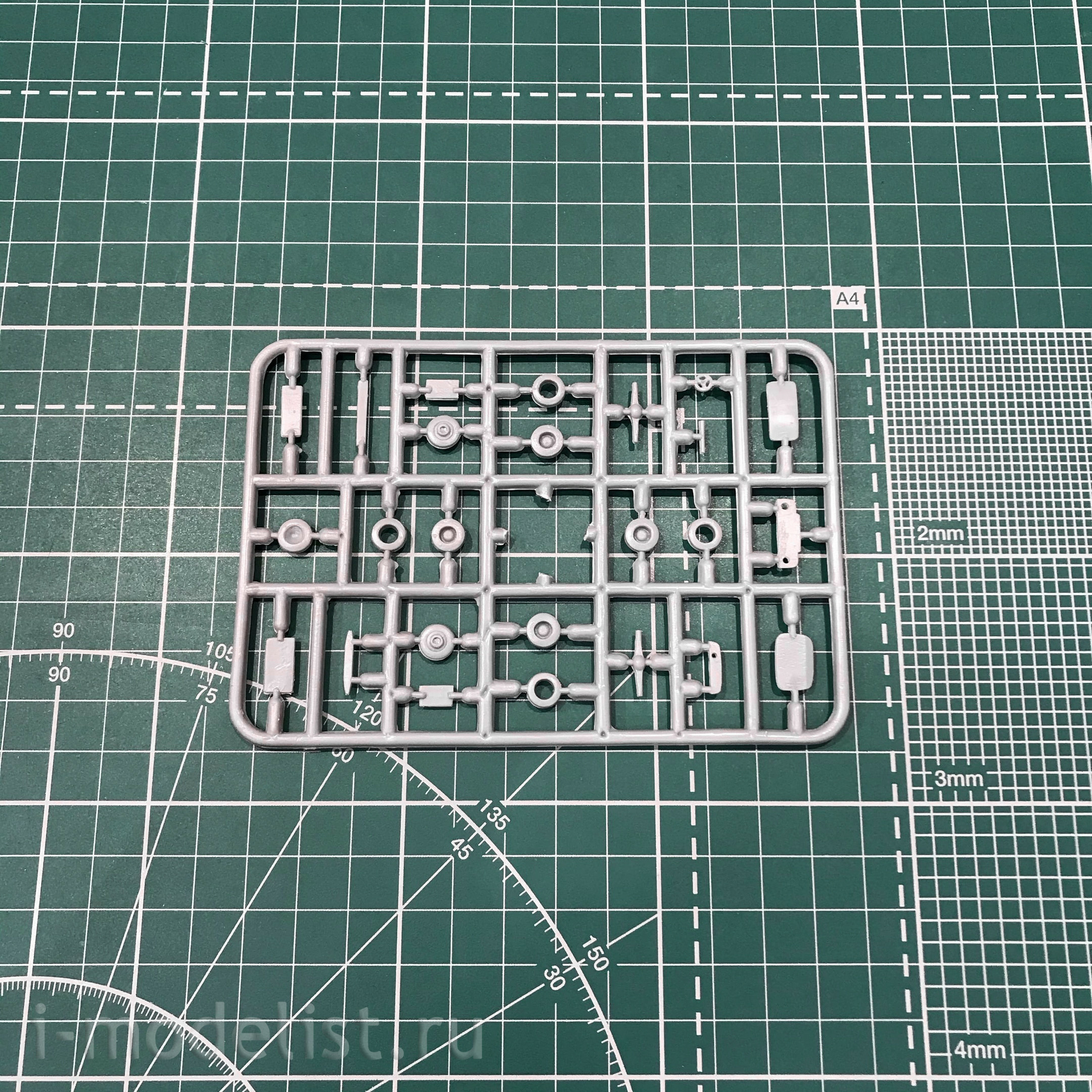 14600 Orient Express 1/144 Set of airfield equipment № 1