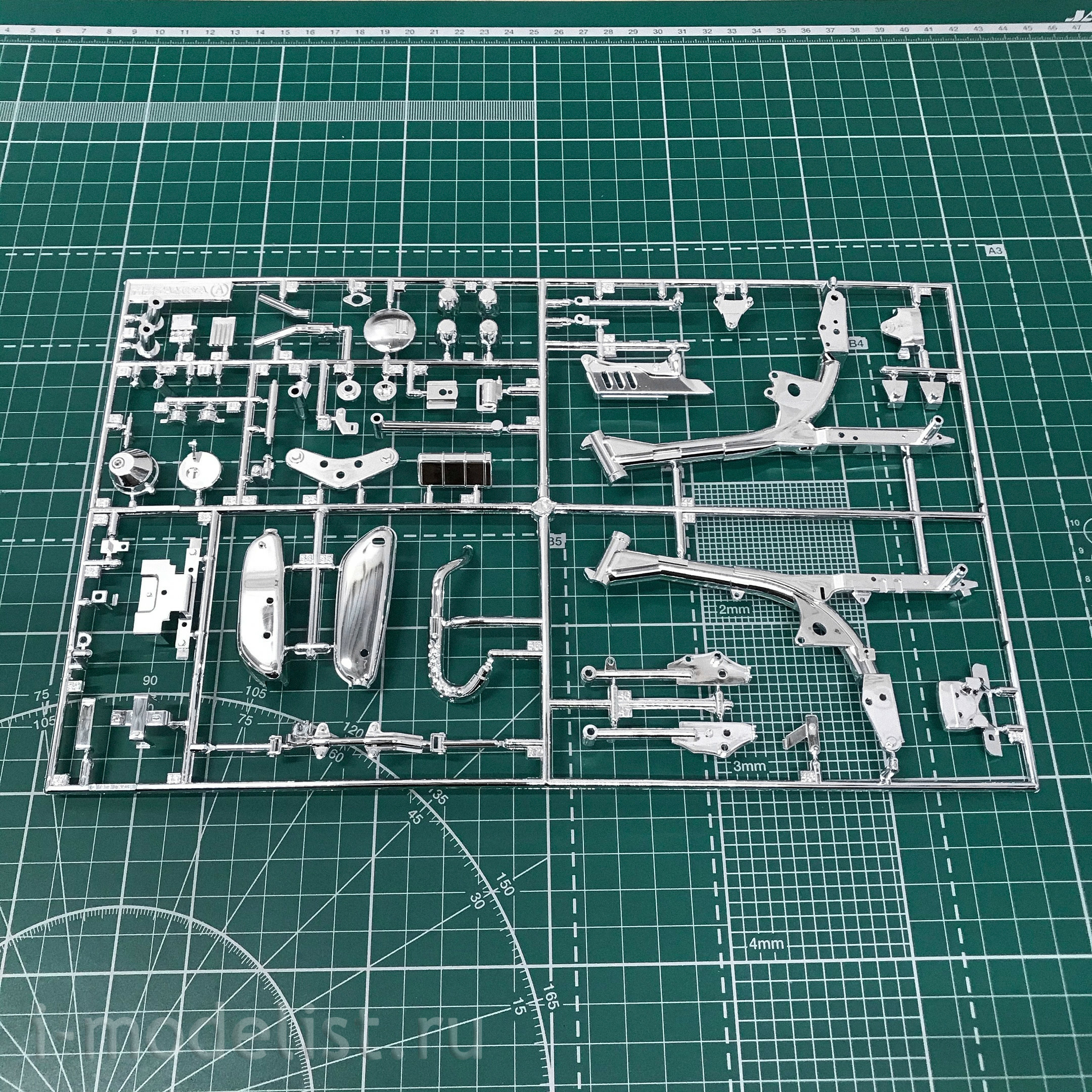 16031 Tamiya 1/6 Motorcycle 