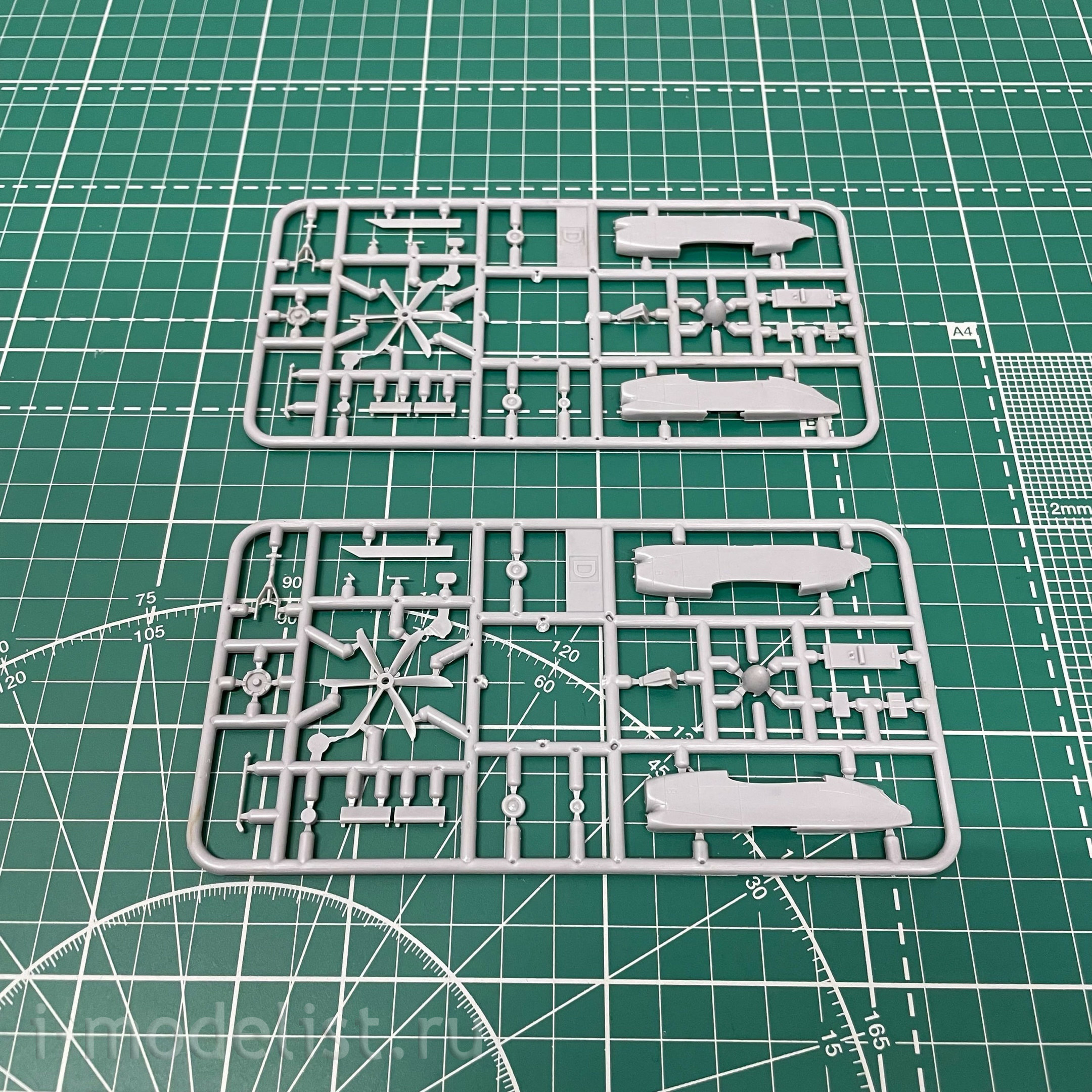 144135 Orient Express 1/144 Short-haul Dash 8 Q400 Air Canada