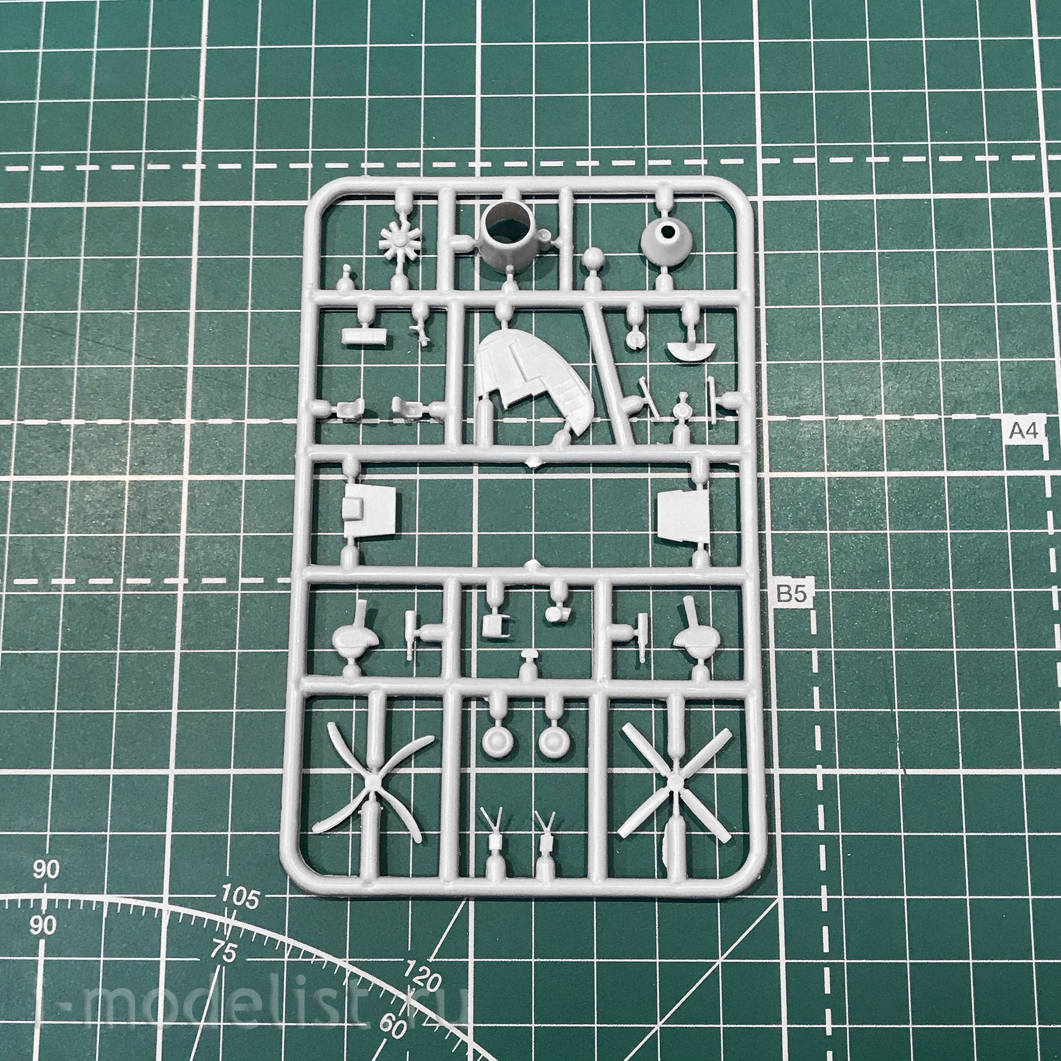 1466 Amodel 1/144 An-6 Aircraft
