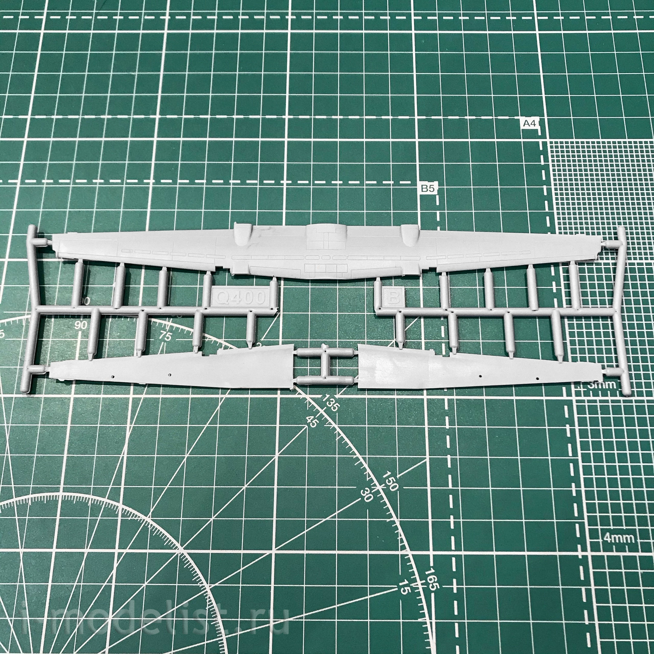 144135-3 Orient Express 1/144 Dash 8 Q400 Qantas Link