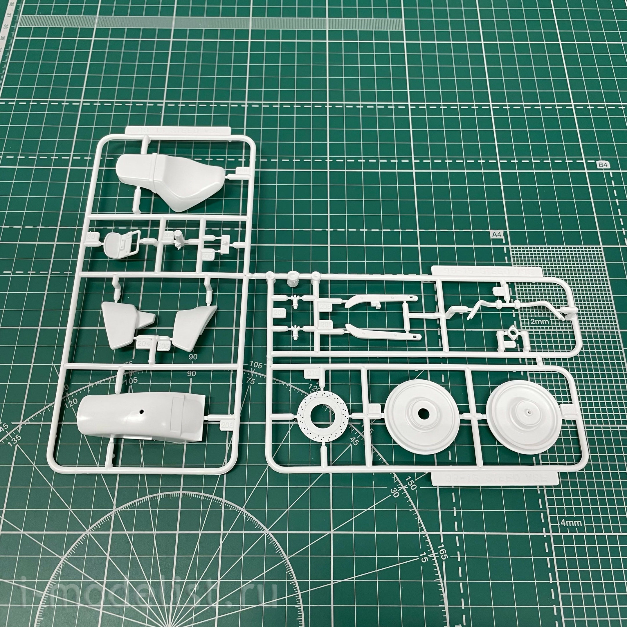 06268 Aoshima 1/12 Honda NC26 Steed VSE '96
